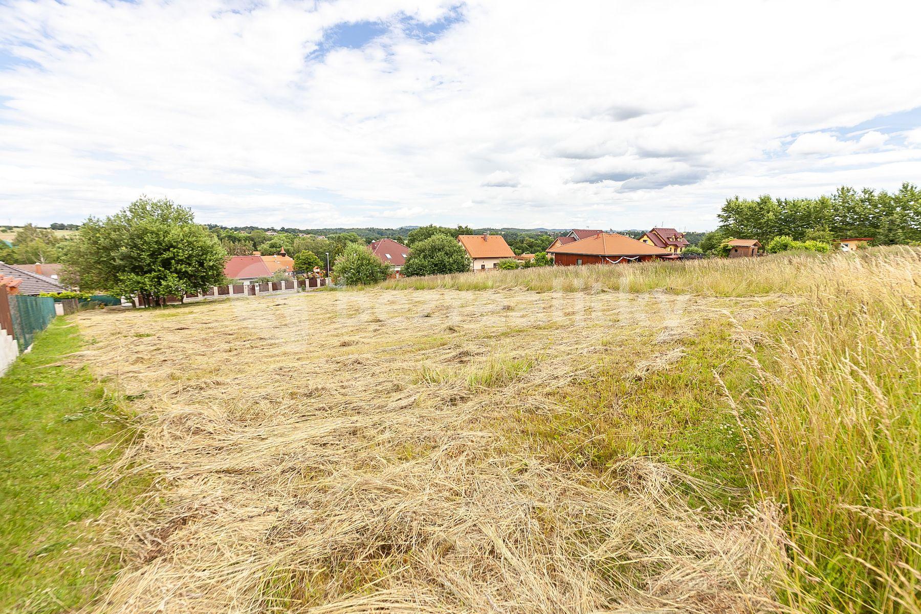 Prodej pozemku 1.085 m², Žabovřesky, Chlístov, Středočeský kraj