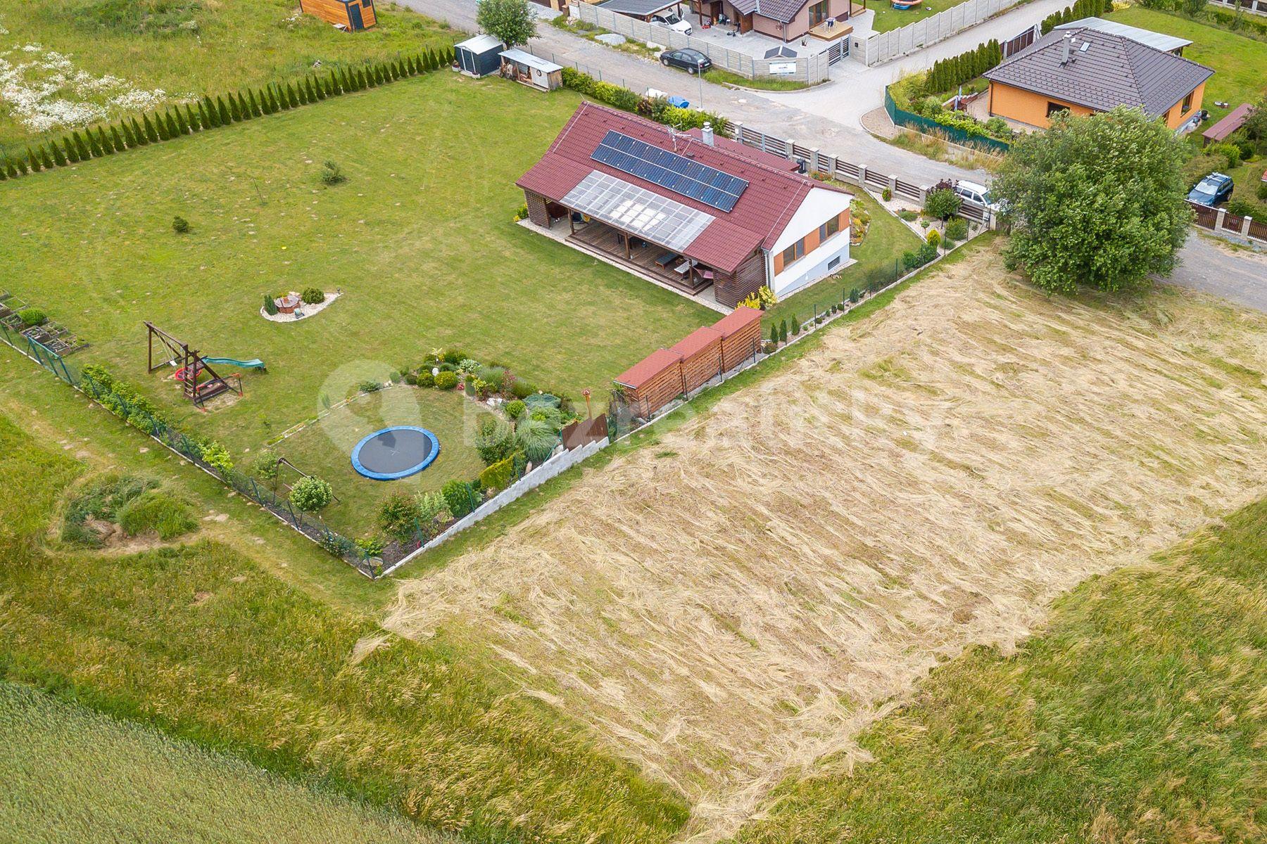 Prodej pozemku 1.085 m², Žabovřesky, Chlístov, Středočeský kraj