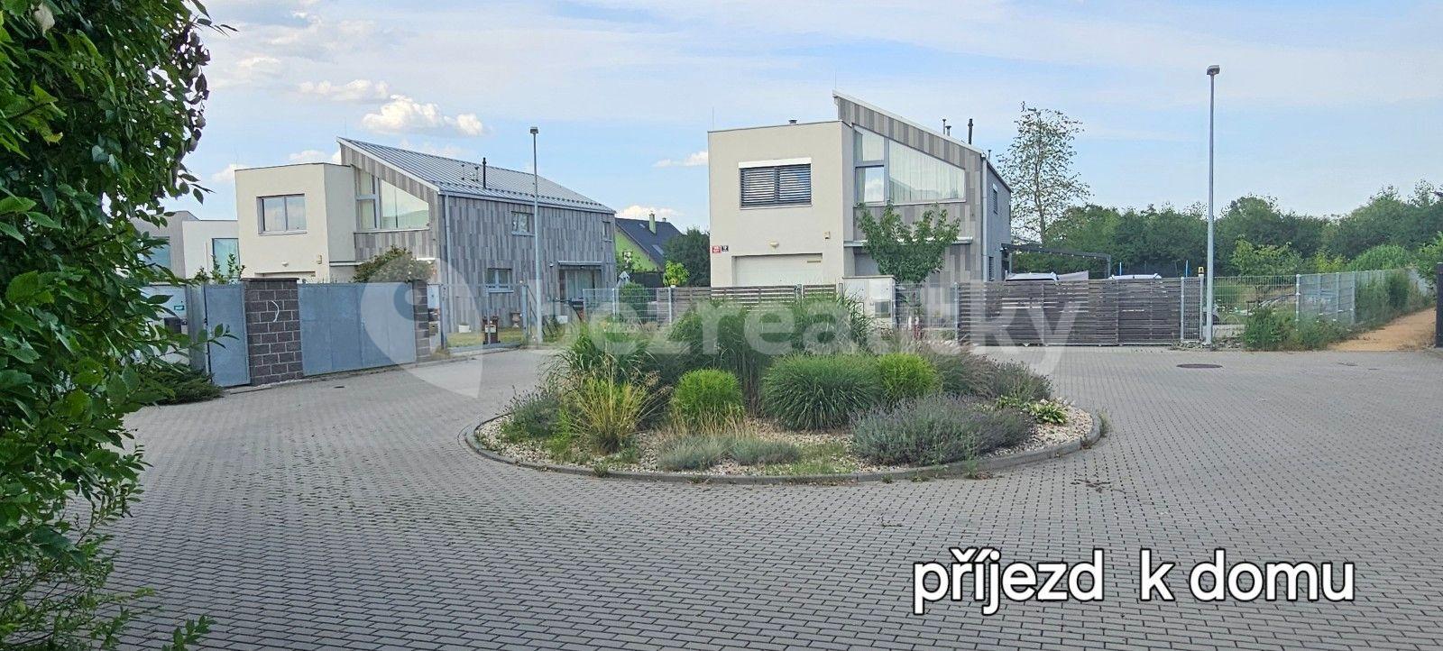 Pronájem domu 200 m², pozemek 970 m², Lhenická, Praha, Praha