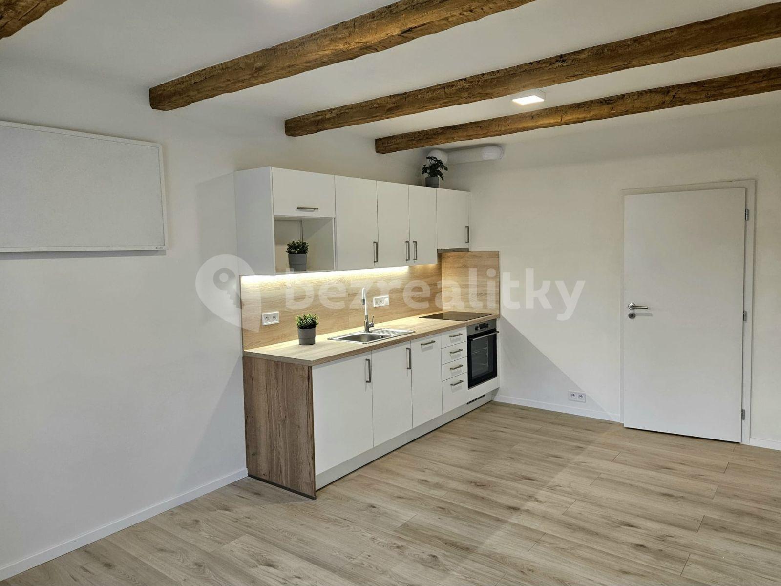 Pronájem bytu 2+kk 42 m², Libenice, Středočeský kraj