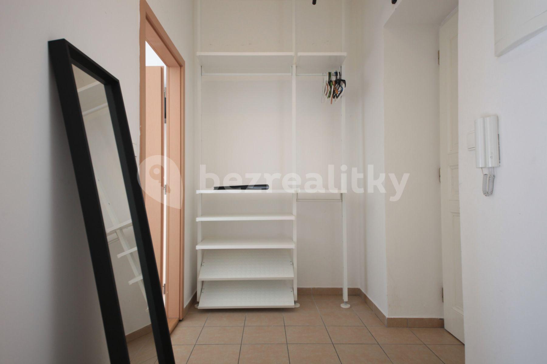 Pronájem bytu 2+kk 36 m², Plzeňská, Praha, Praha