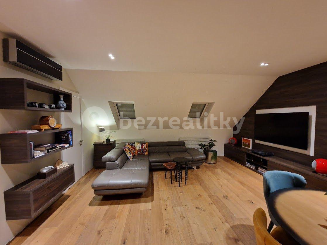 Pronájem bytu 2+kk 80 m², Kubelíkova, Praha, Praha