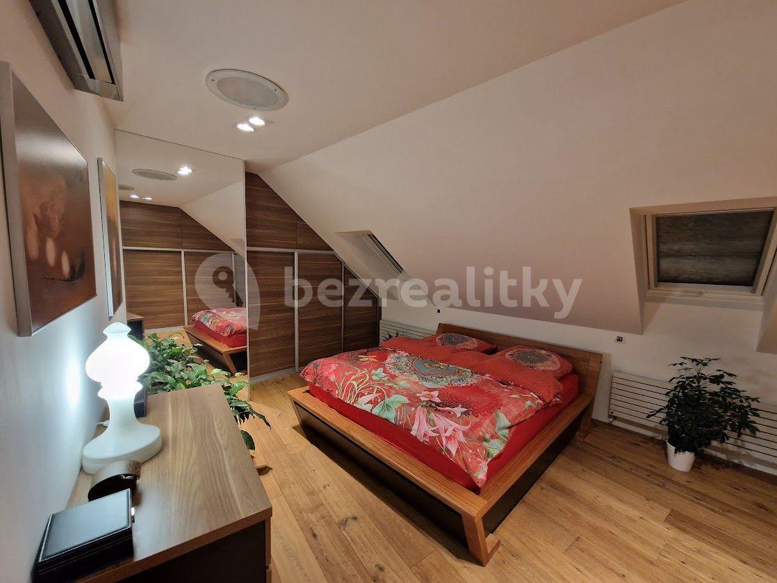 Pronájem bytu 2+kk 80 m², Kubelíkova, Praha, Praha