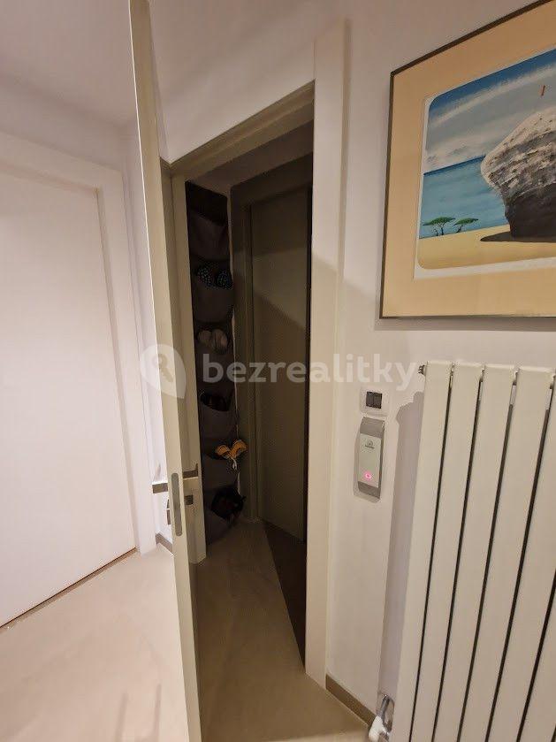 Pronájem bytu 2+kk 80 m², Kubelíkova, Praha, Praha