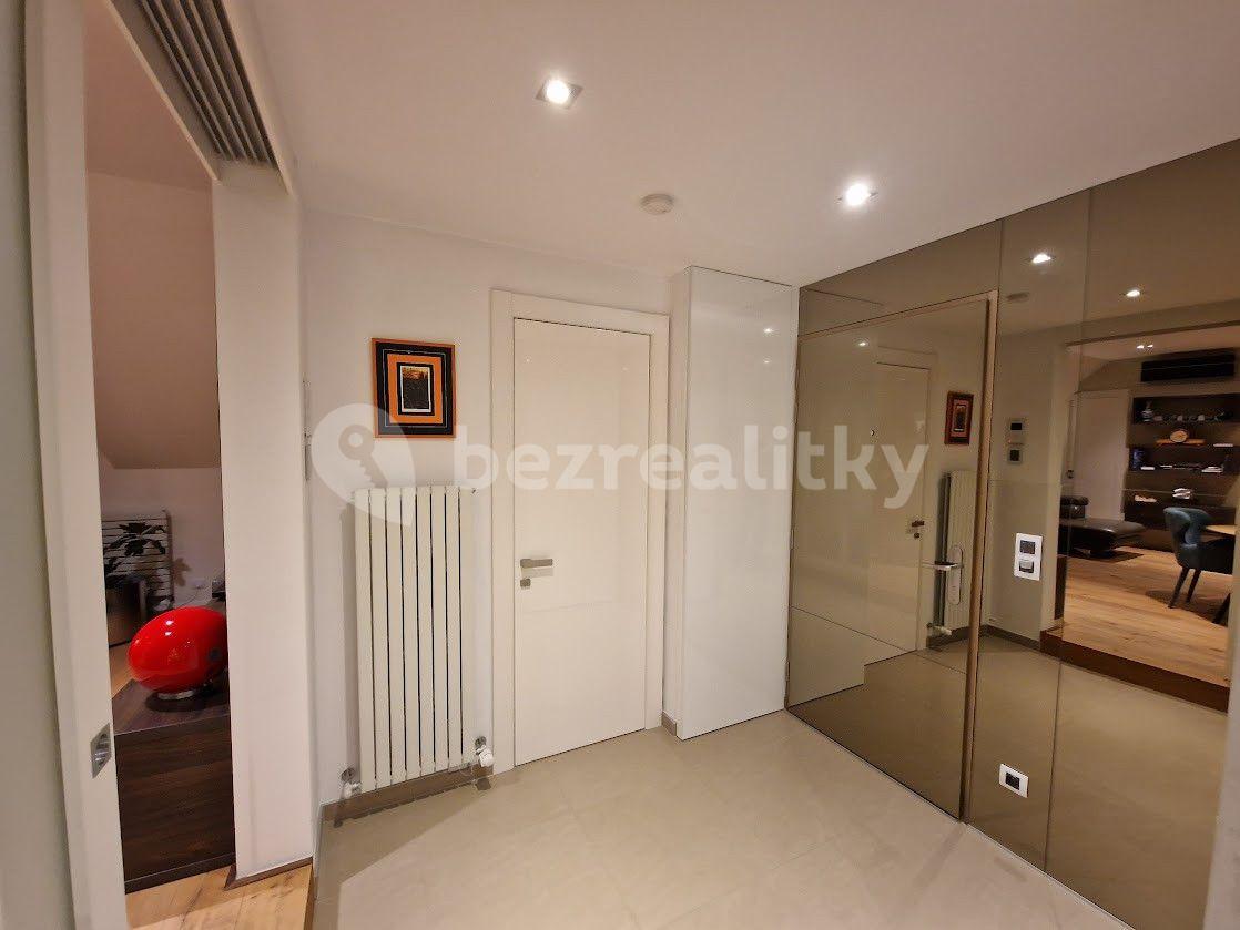 Pronájem bytu 2+kk 80 m², Kubelíkova, Praha, Praha