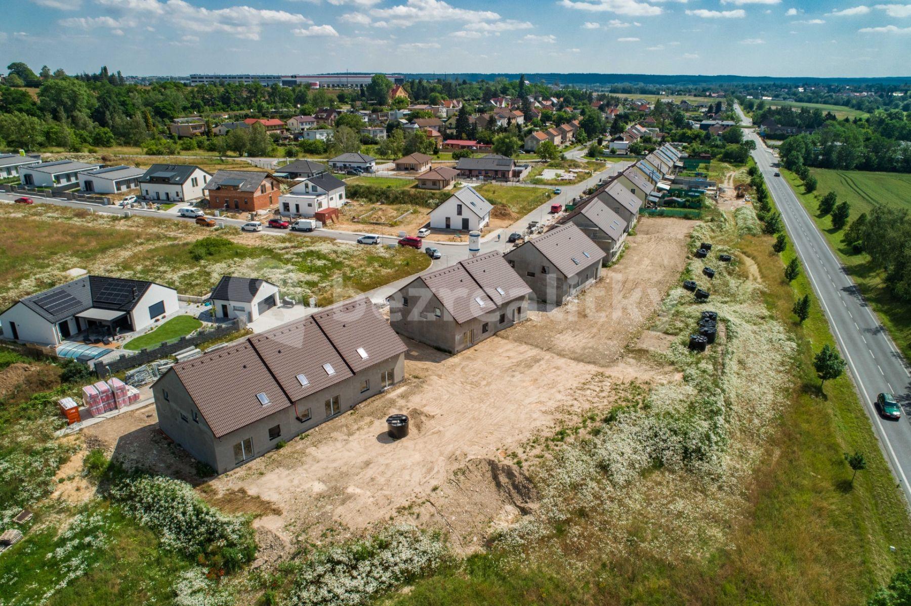 Prodej domu 146 m², pozemek 443 m², U Karlovarky, Lány, Středočeský kraj