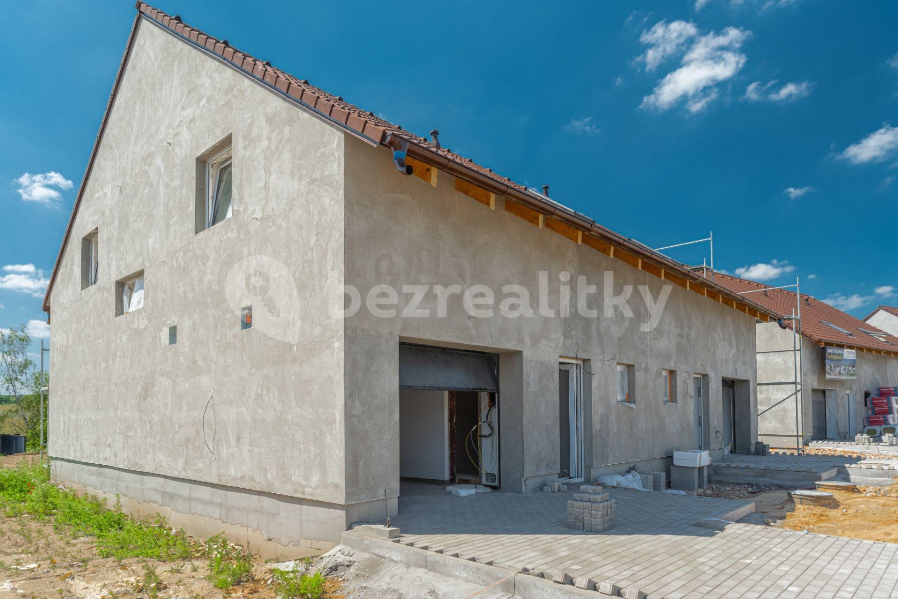 Prodej domu 146 m², pozemek 443 m², U Karlovarky, Lány, Středočeský kraj