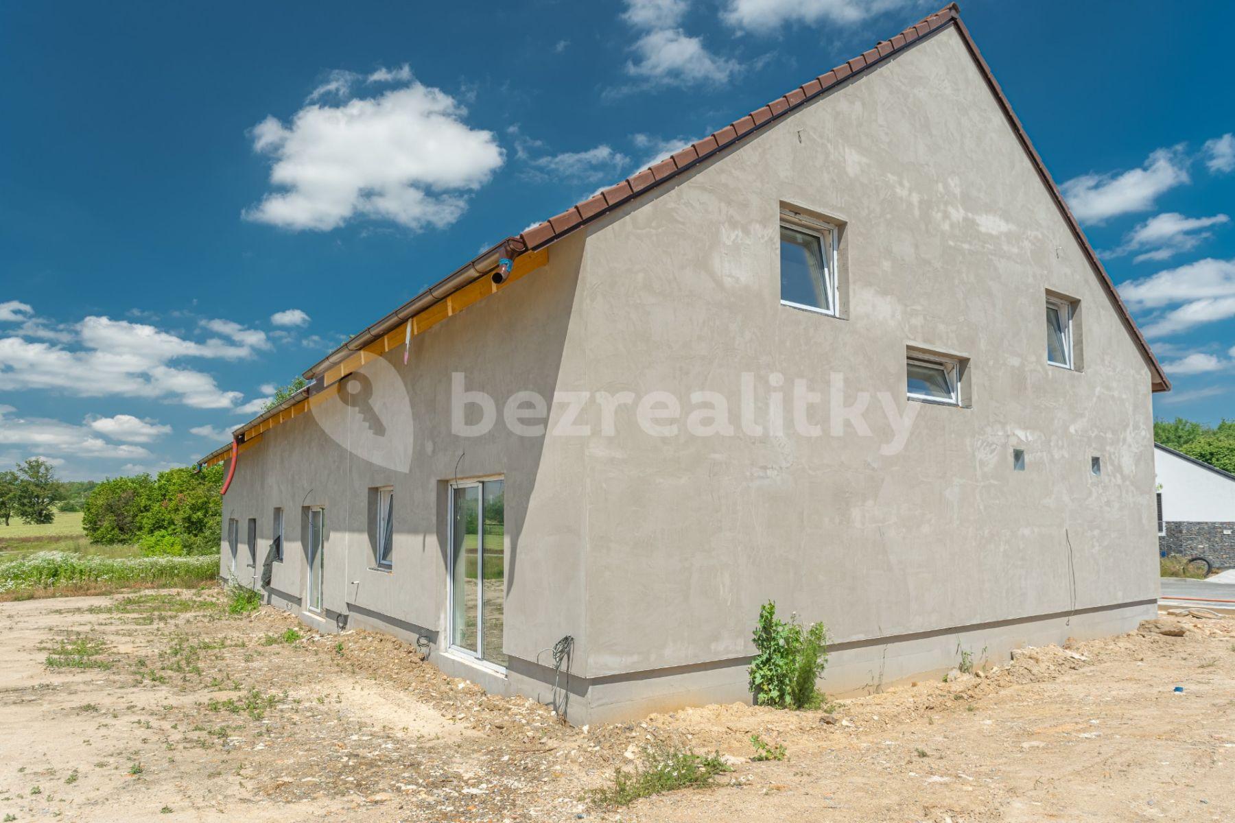 Prodej domu 146 m², pozemek 443 m², U Karlovarky, Lány, Středočeský kraj