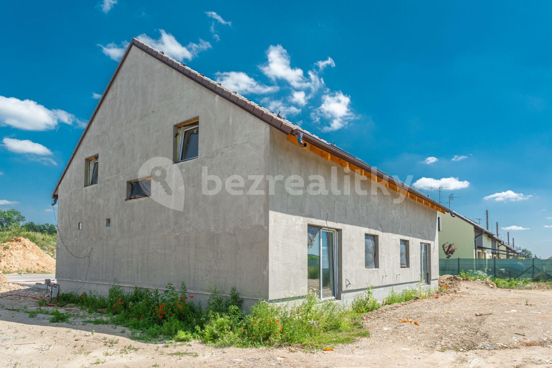 Prodej domu 146 m², pozemek 443 m², U Karlovarky, Lány, Středočeský kraj