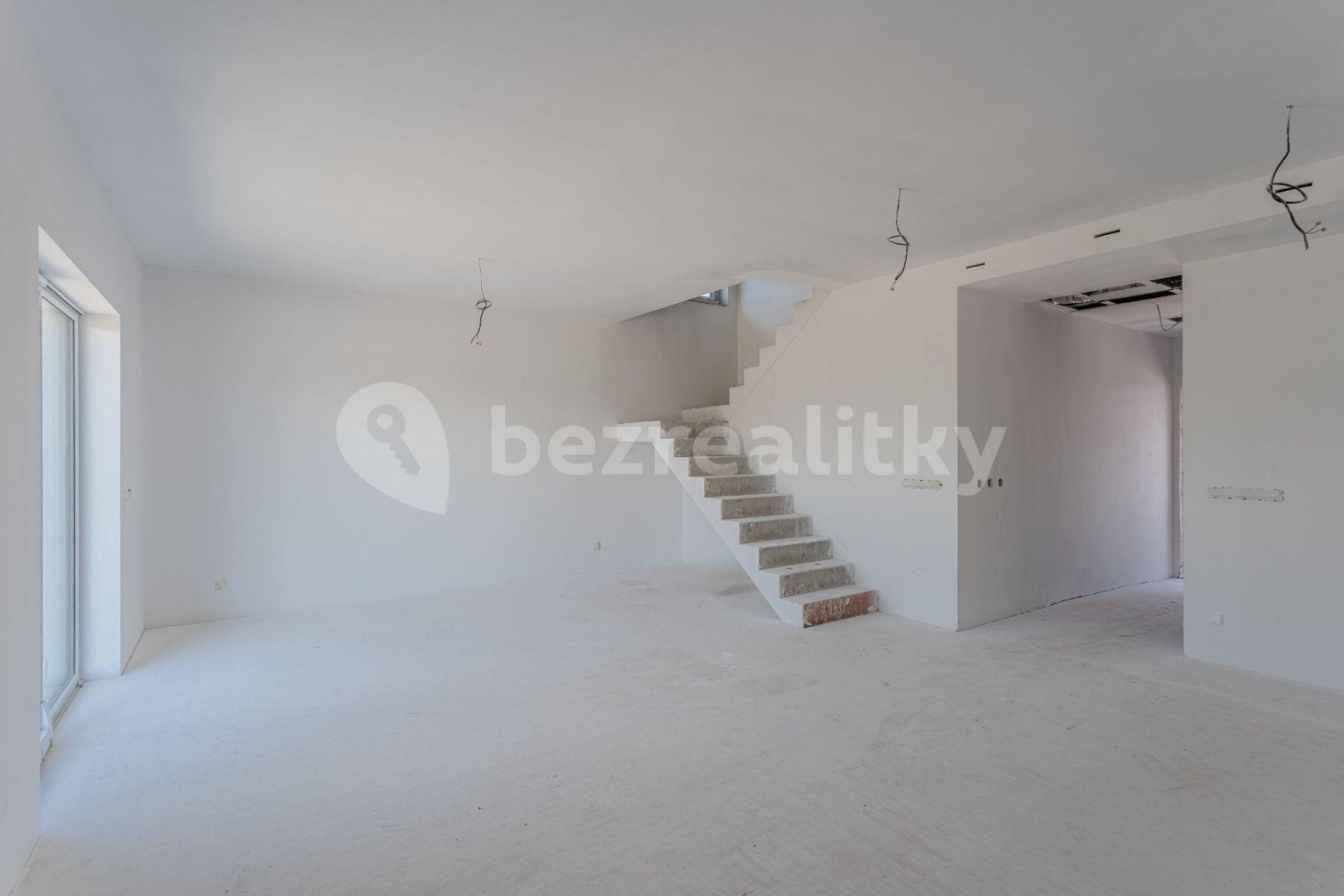 Prodej domu 146 m², pozemek 443 m², U Karlovarky, Lány, Středočeský kraj