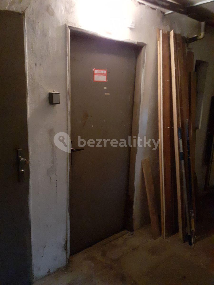 Pronájem nebytového prostoru 170 m², Žerotínova, Praha, Praha