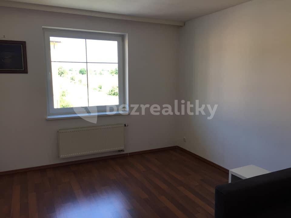 Prodej bytu 4+1 110 m², Žlutá, Chrášťany, Středočeský kraj