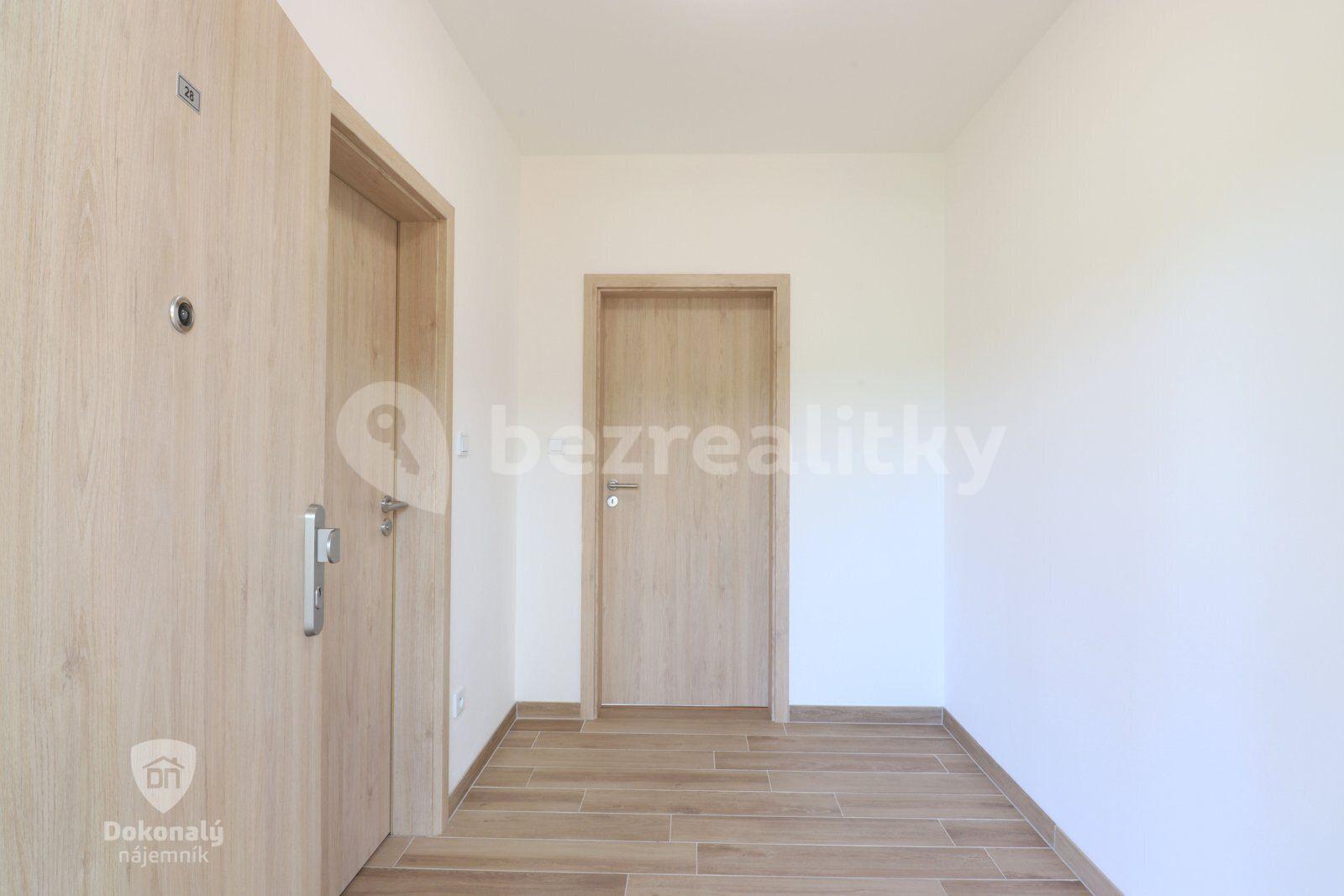 Pronájem bytu 1+kk 37 m², Lázeňská, Slaný, Středočeský kraj