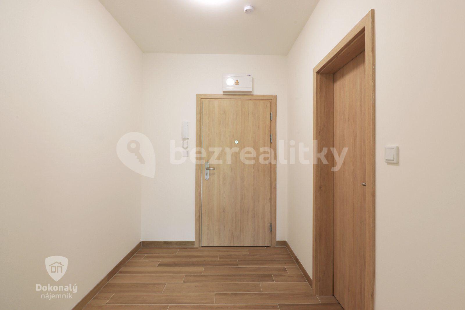 Pronájem bytu 1+kk 37 m², Lázeňská, Slaný, Středočeský kraj