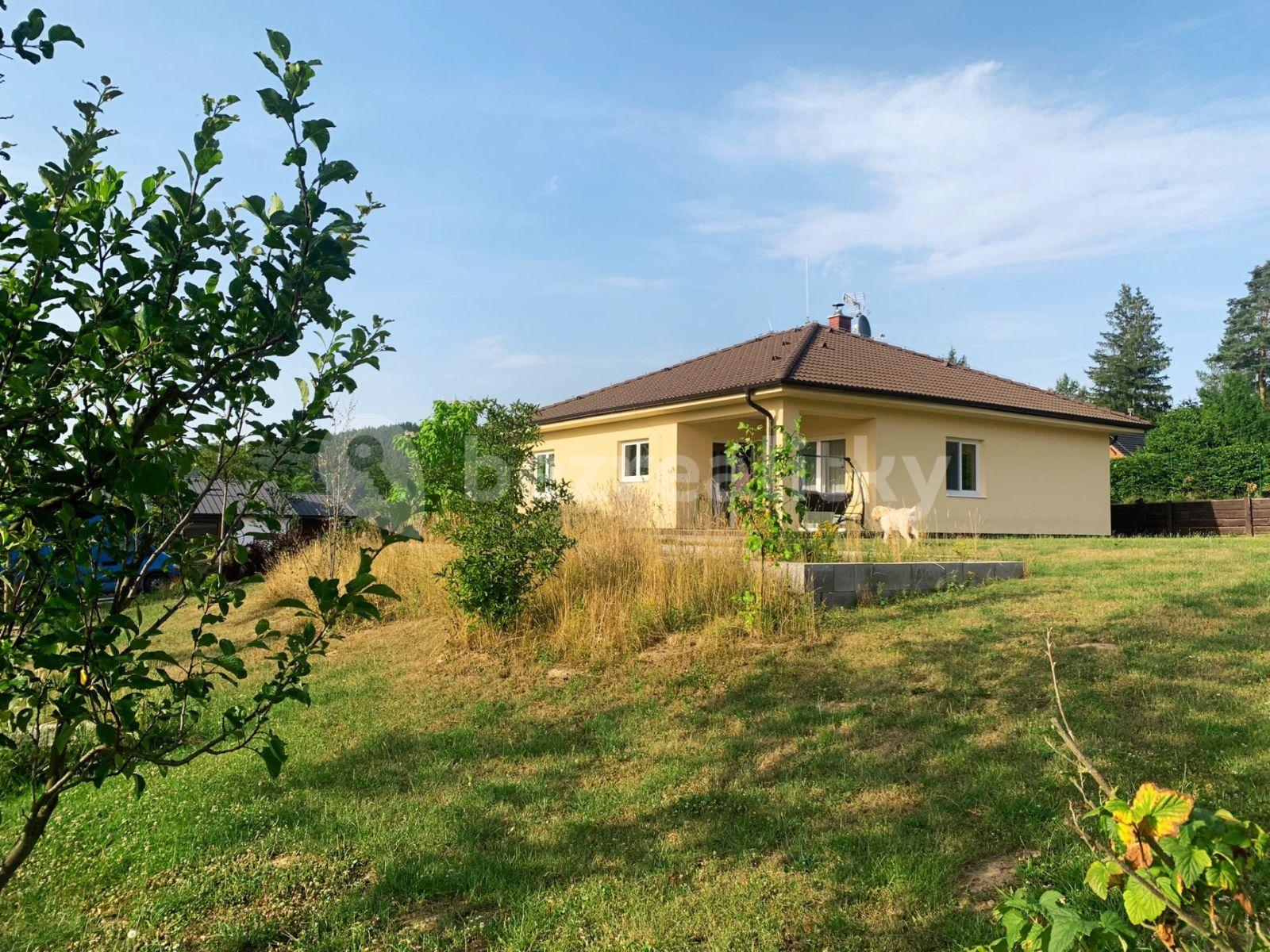 Prodej domu 106 m², pozemek 1.442 m², Stříbrná Skalice, Středočeský kraj