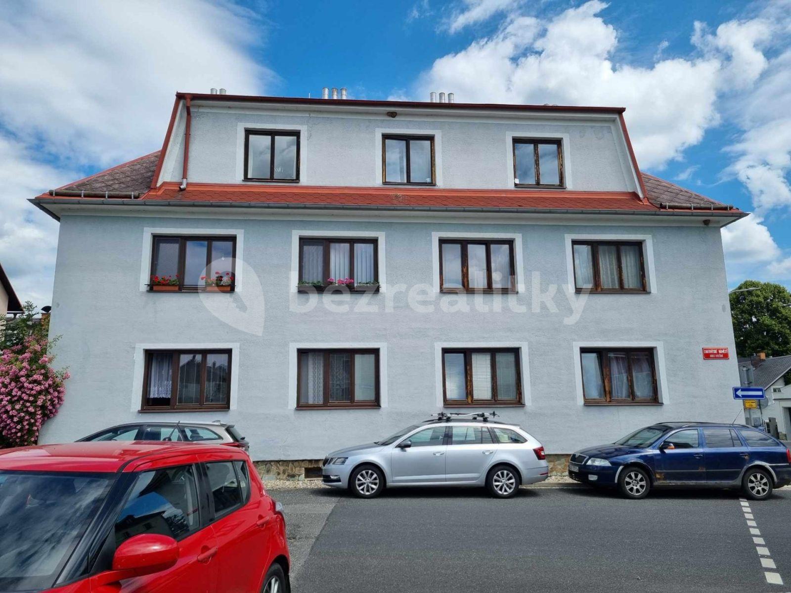 Prodej domu 385 m², pozemek 221 m², Svatovítské náměstí, Osečná, Liberecký kraj