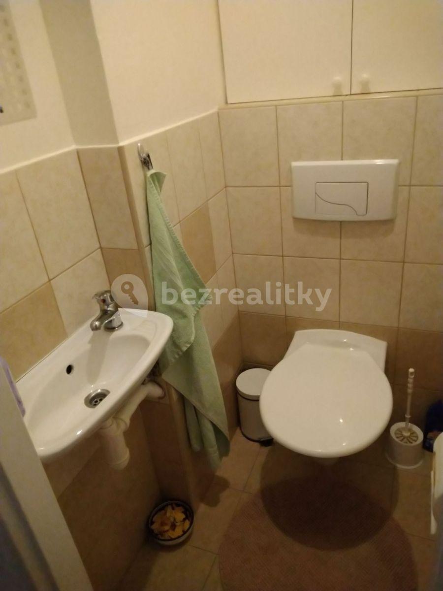 Pronájem bytu 4+kk 80 m², Husníkova, Praha, Praha