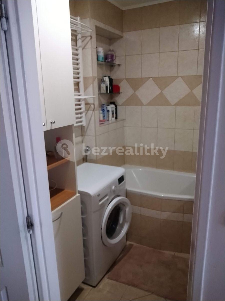 Pronájem bytu 4+kk 80 m², Husníkova, Praha, Praha