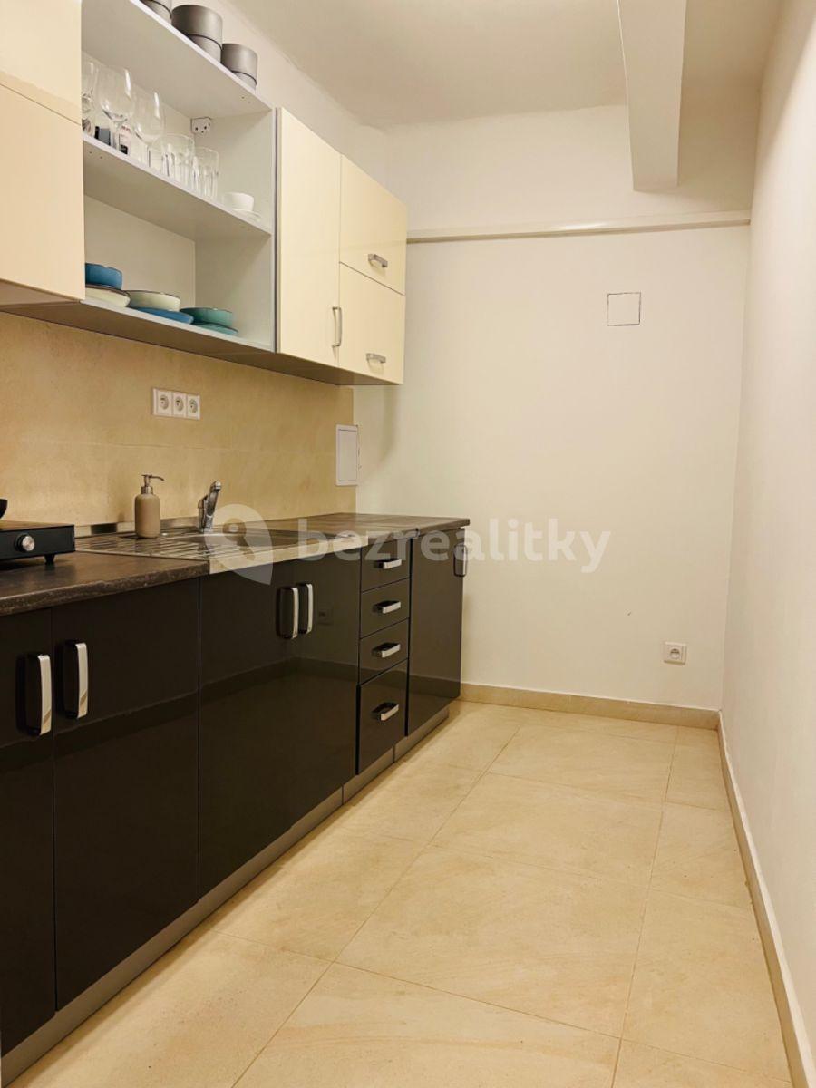 Prodej nebytového prostoru 56 m², Lucemburská, Praha, Praha