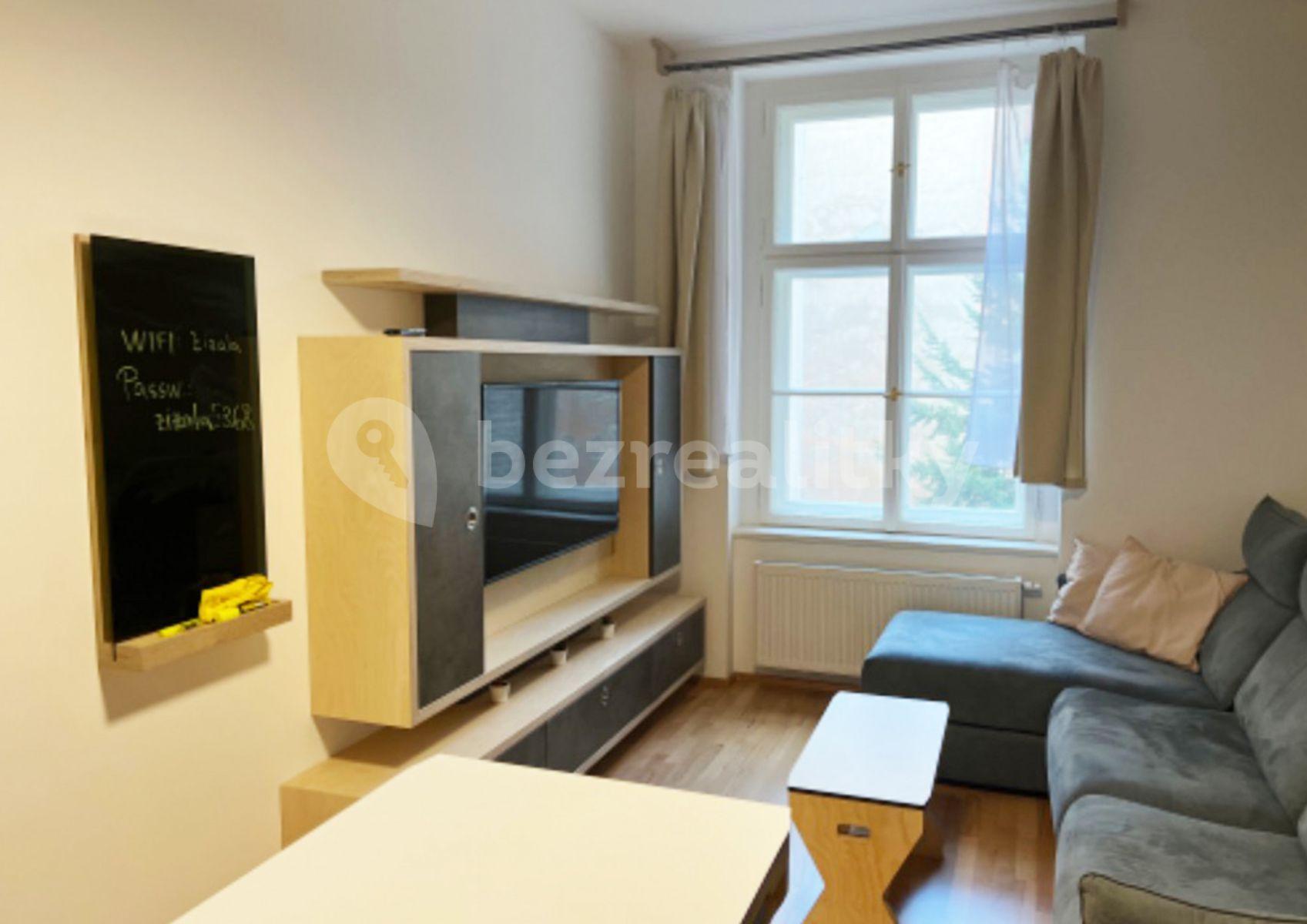 Pronájem bytu 2+kk 35 m², Tyršova, Praha, Praha