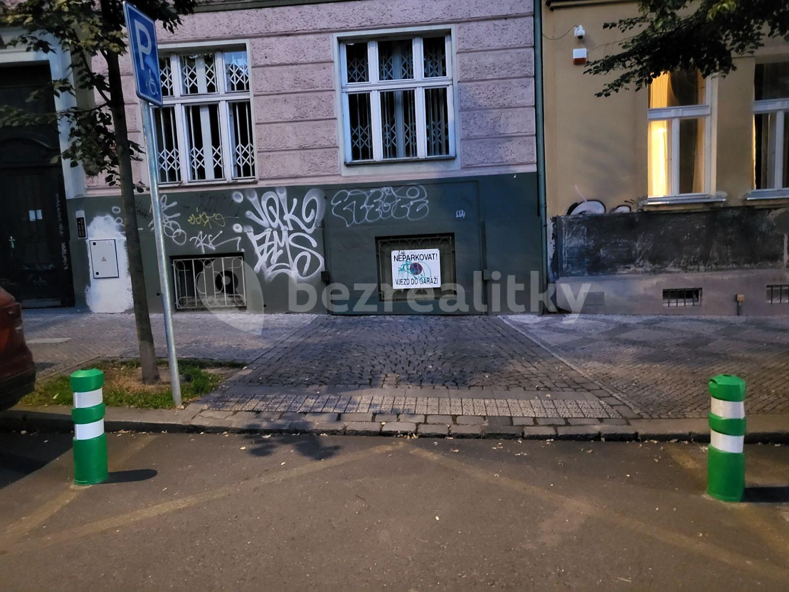 Pronájem garáže 13 m², Ruská, Praha, Praha