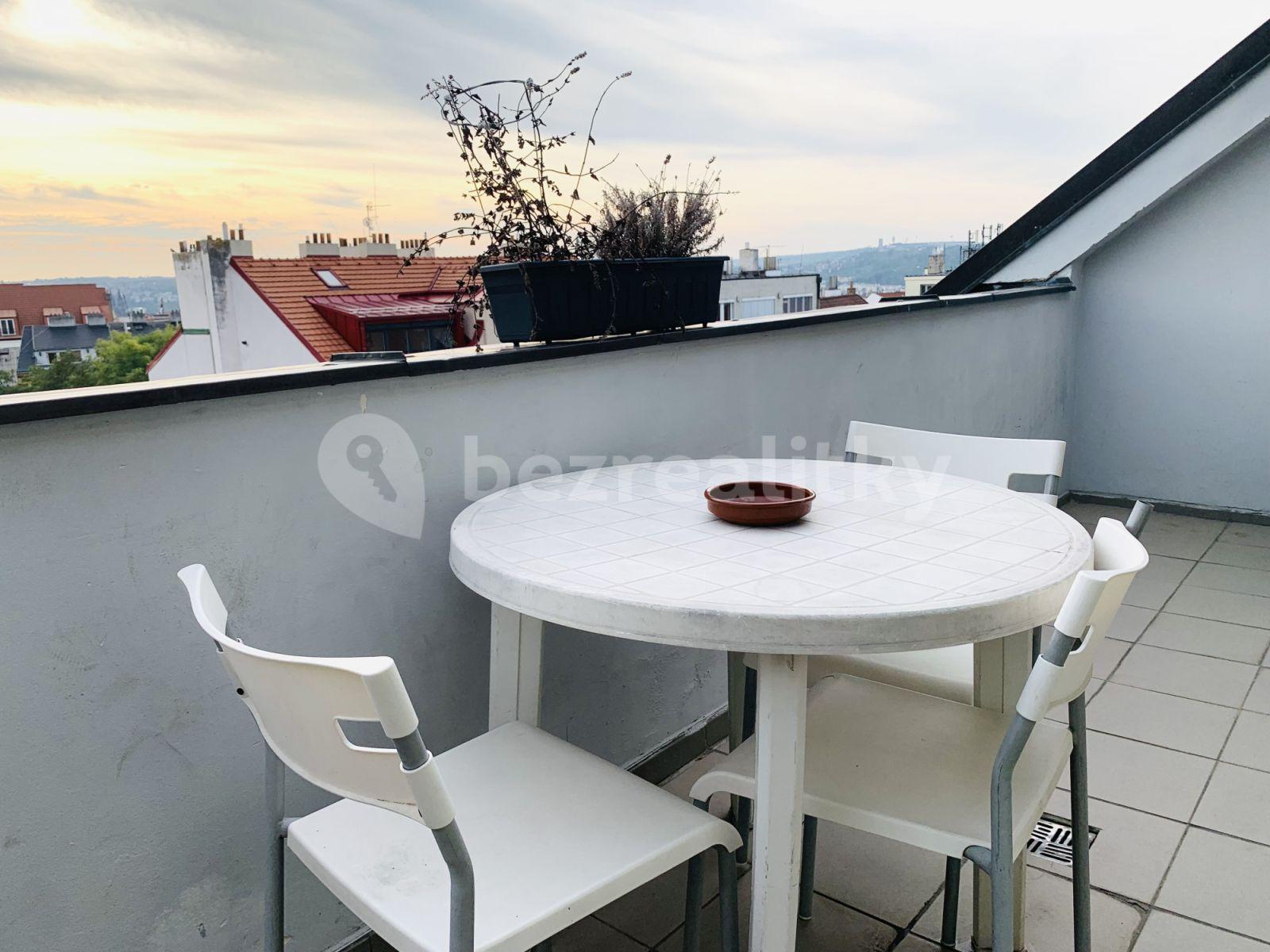 Pronájem bytu 3+kk 87 m², Francouzská, Praha, Praha