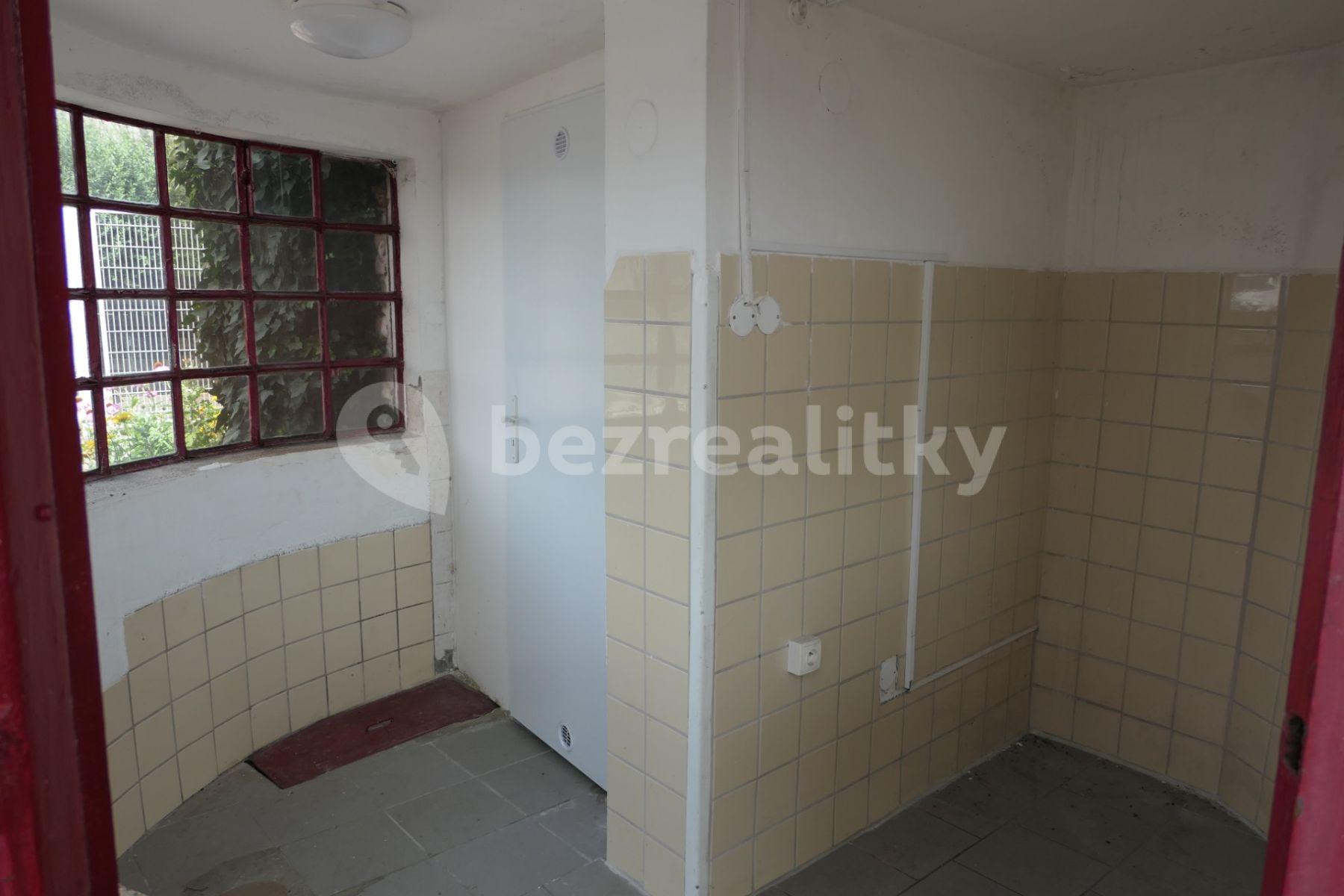 Prodej domu 747 m², pozemek 745 m², Koutníkova, Hradec Králové, Královéhradecký kraj