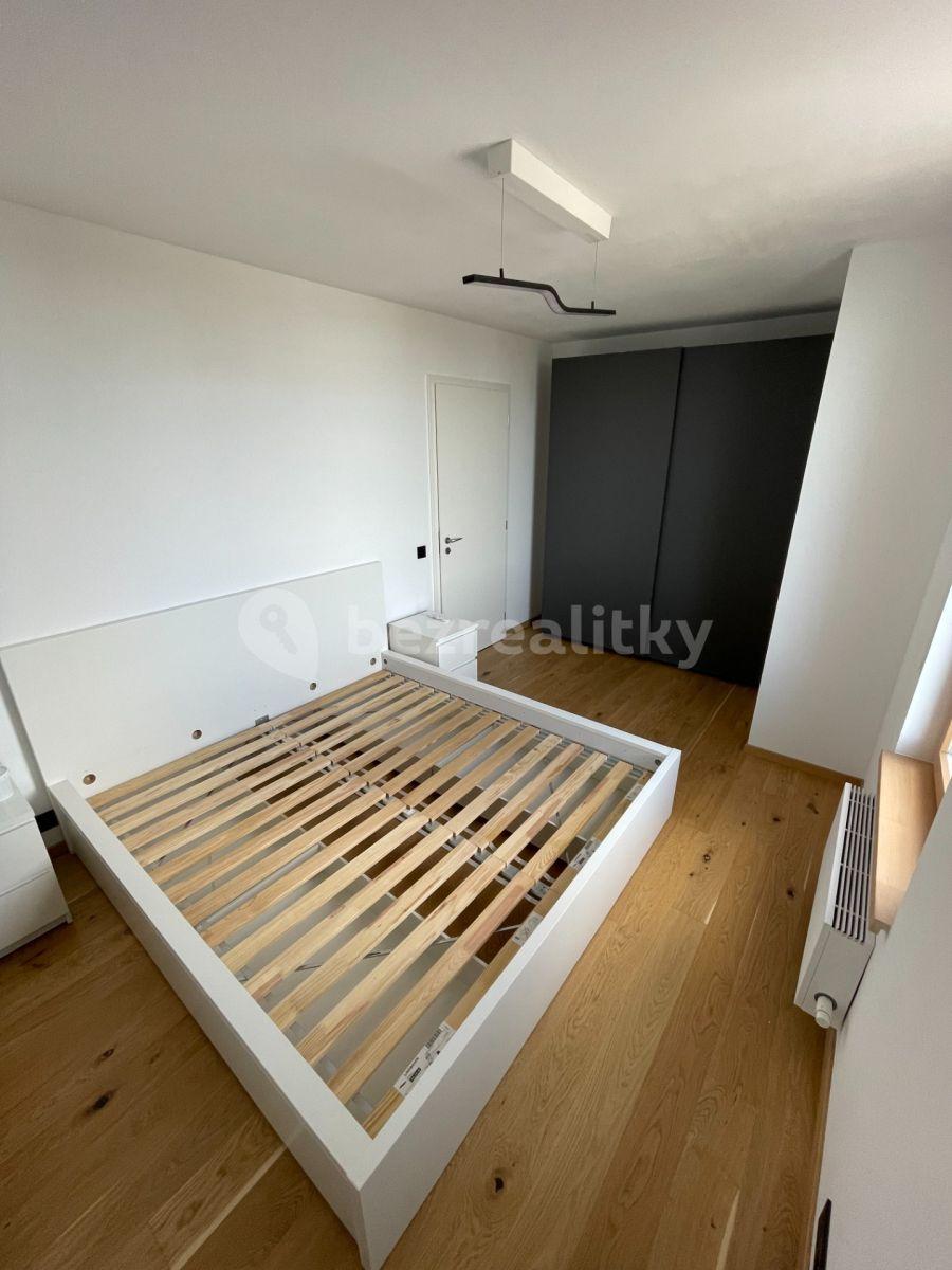 Pronájem bytu 2+1 60 m², Tomášikova, Nové Mesto, Bratislavský kraj