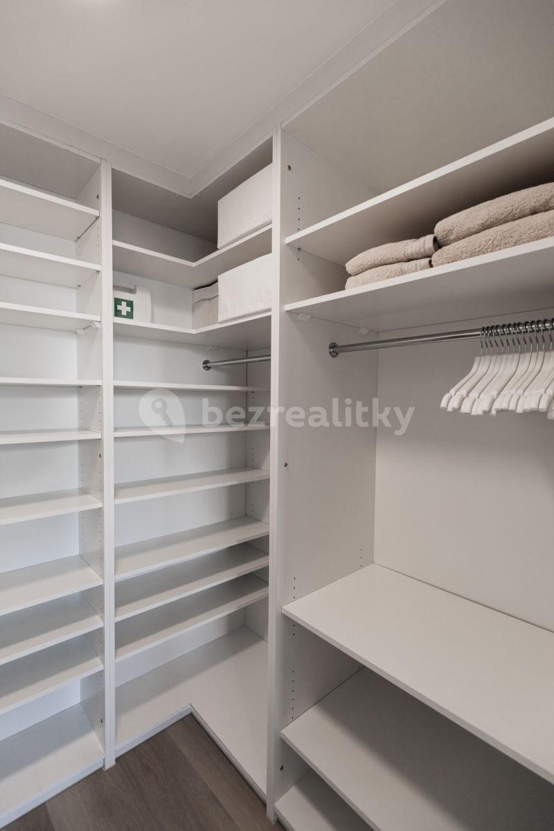 Pronájem bytu 2+kk 50 m², Novákových, Praha, Praha