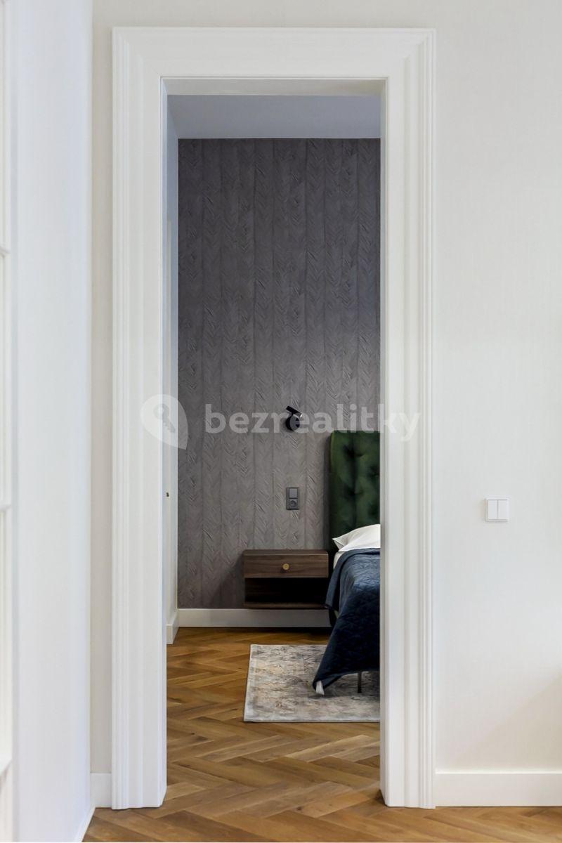 Pronájem bytu 2+1 60 m², Dlážděná, Praha, Praha