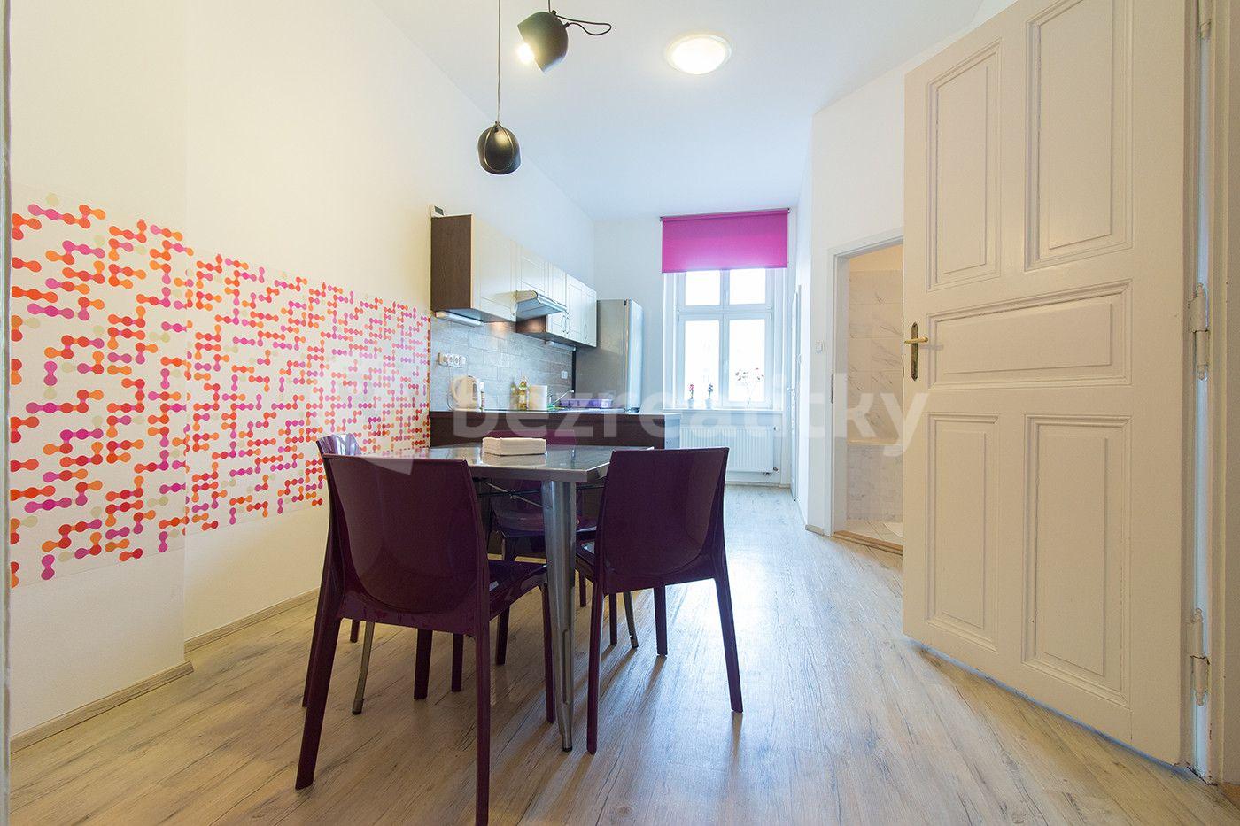 Pronájem bytu 2+1 90 m², Blanická, Praha, Praha