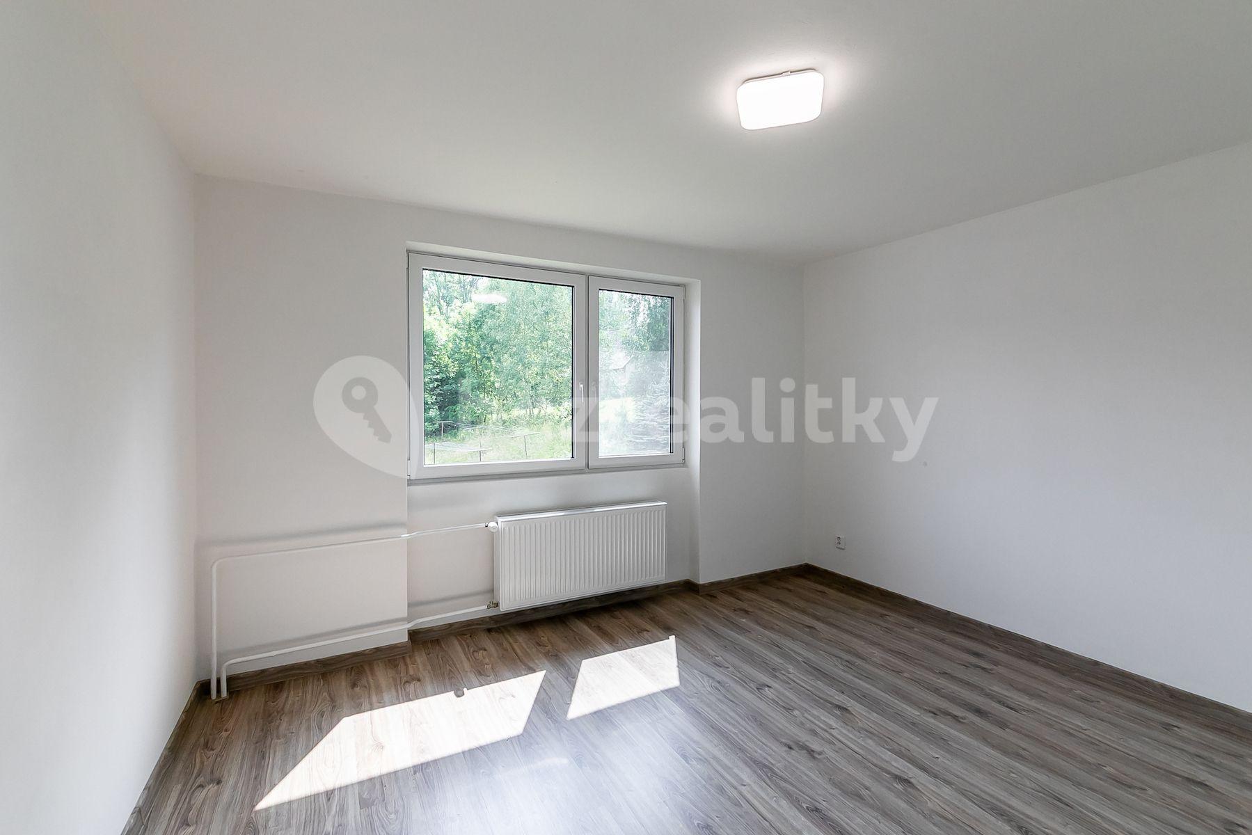 Prodej bytu 3+1 76 m², Navarovská, Zlatá Olešnice, Liberecký kraj