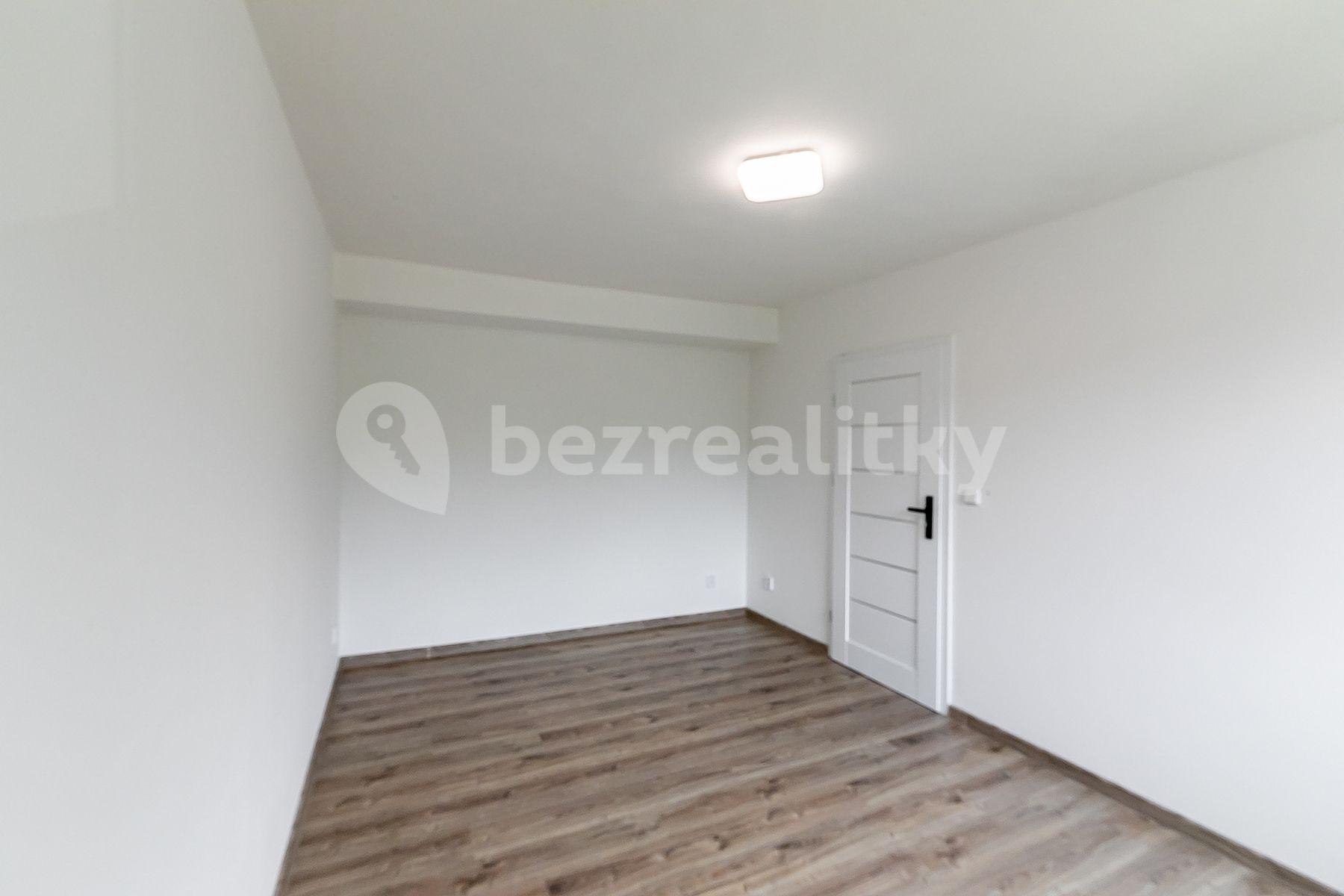 Prodej bytu 3+1 76 m², Navarovská, Zlatá Olešnice, Liberecký kraj