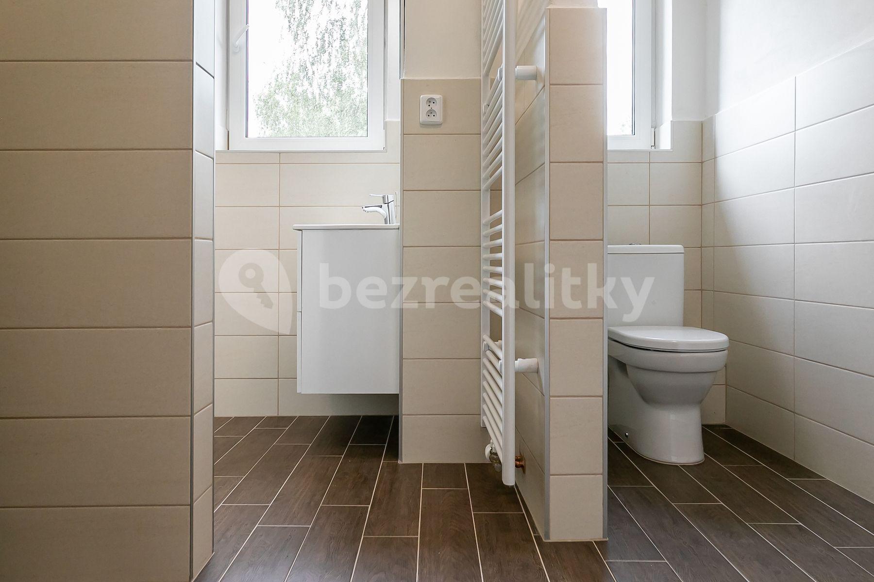 Prodej bytu 3+1 76 m², Navarovská, Zlatá Olešnice, Liberecký kraj