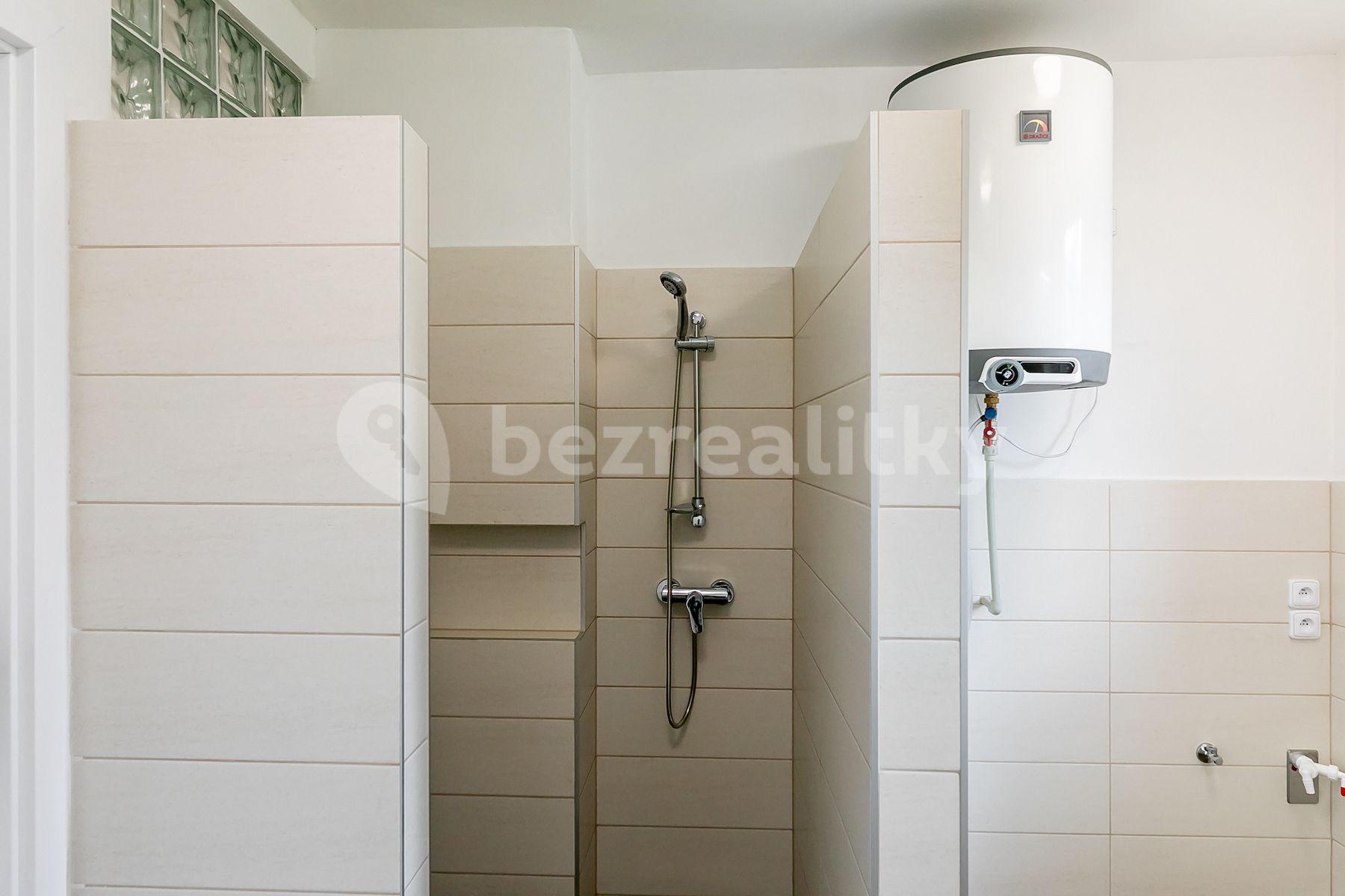 Prodej bytu 3+1 76 m², Navarovská, Zlatá Olešnice, Liberecký kraj