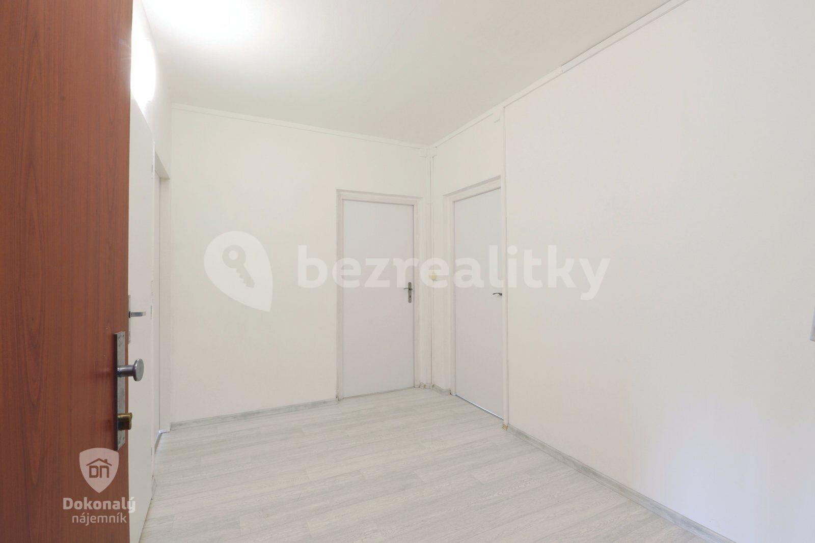 Pronájem bytu 2+1 62 m², Armádní, Milovice, Středočeský kraj