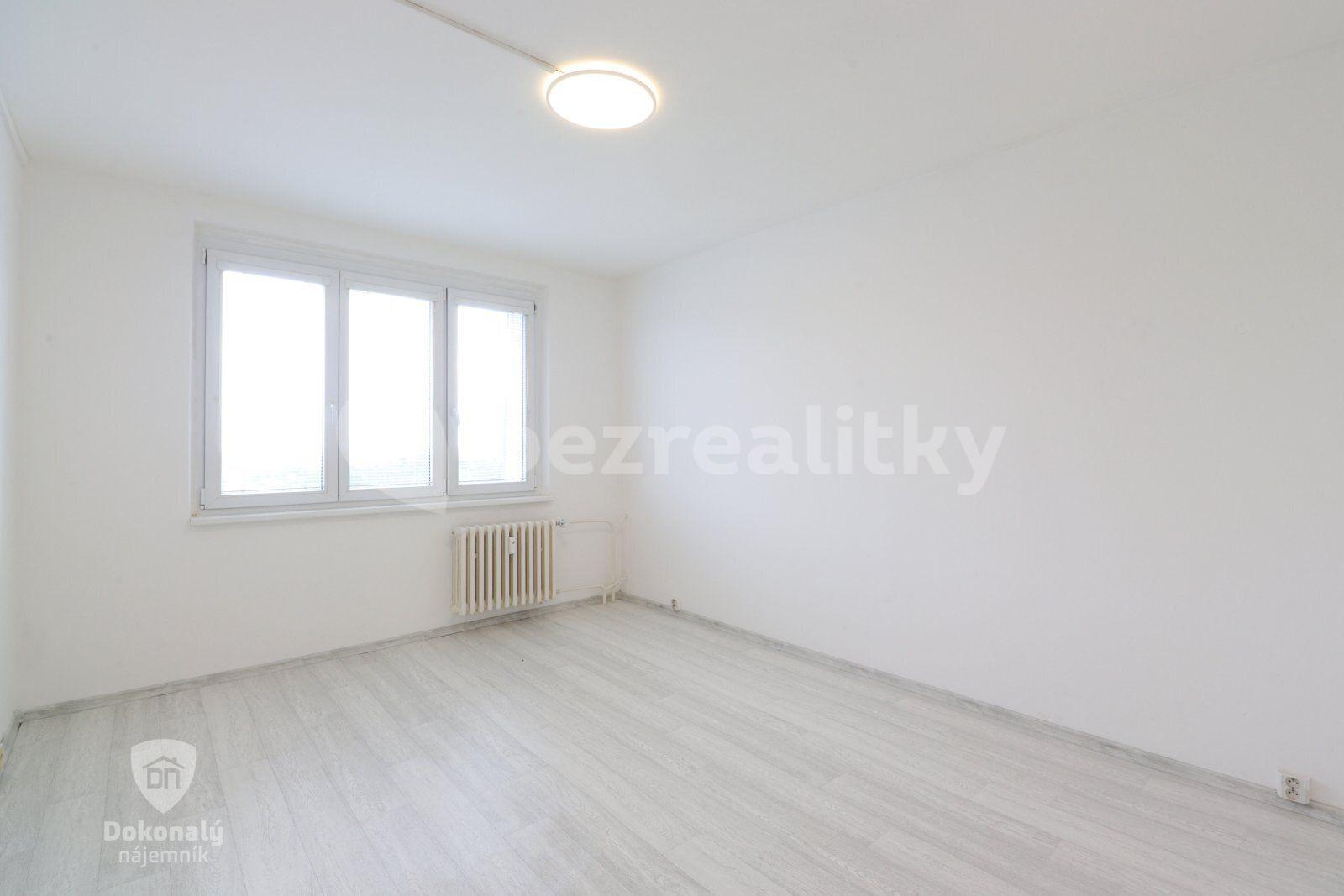 Pronájem bytu 2+1 62 m², Armádní, Milovice, Středočeský kraj