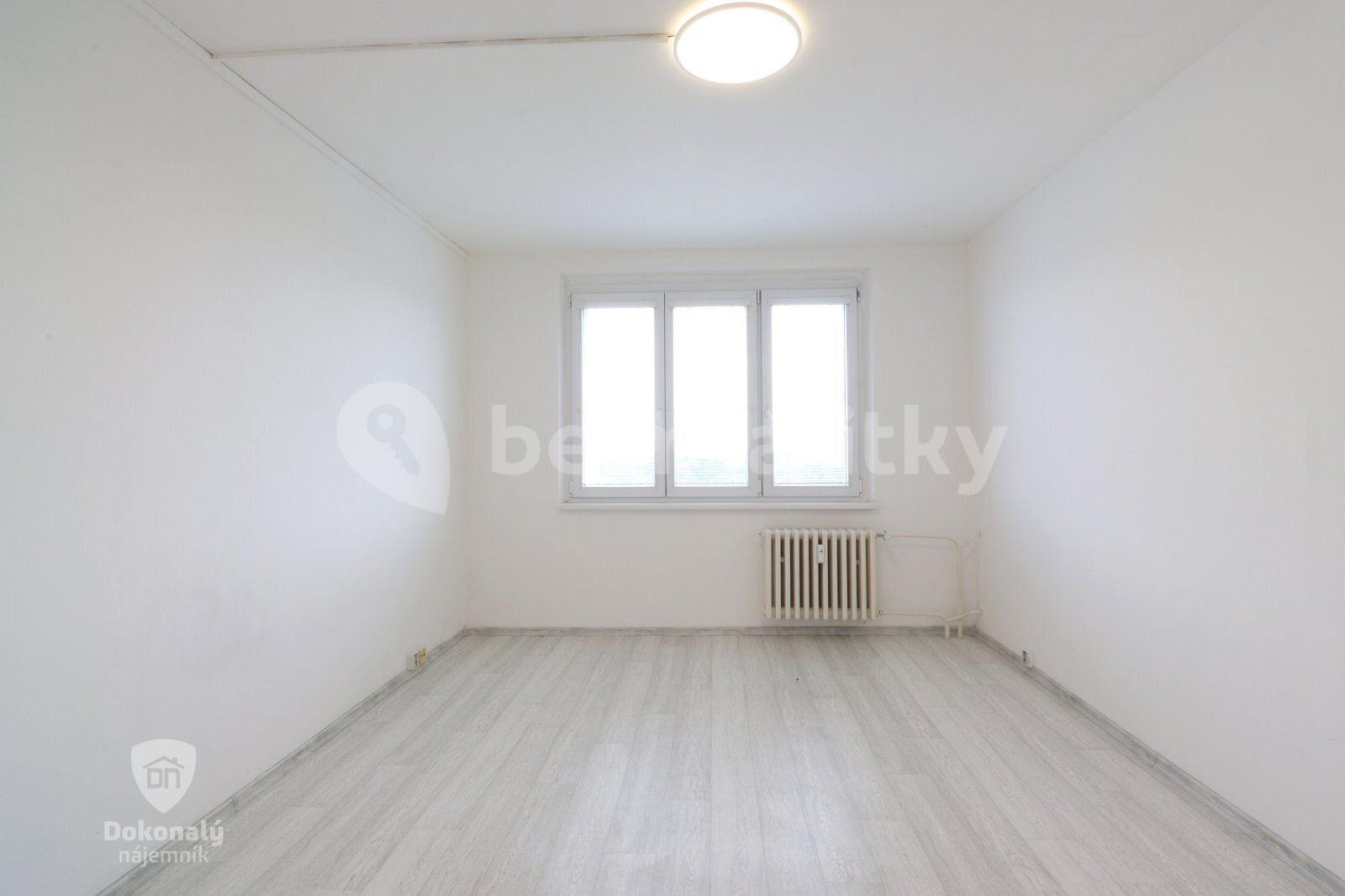 Pronájem bytu 2+1 62 m², Armádní, Milovice, Středočeský kraj