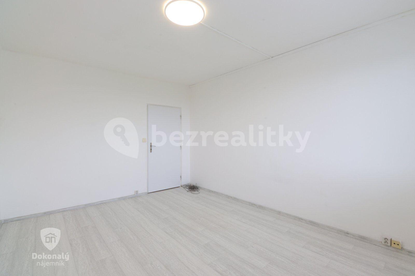 Pronájem bytu 2+1 62 m², Armádní, Milovice, Středočeský kraj