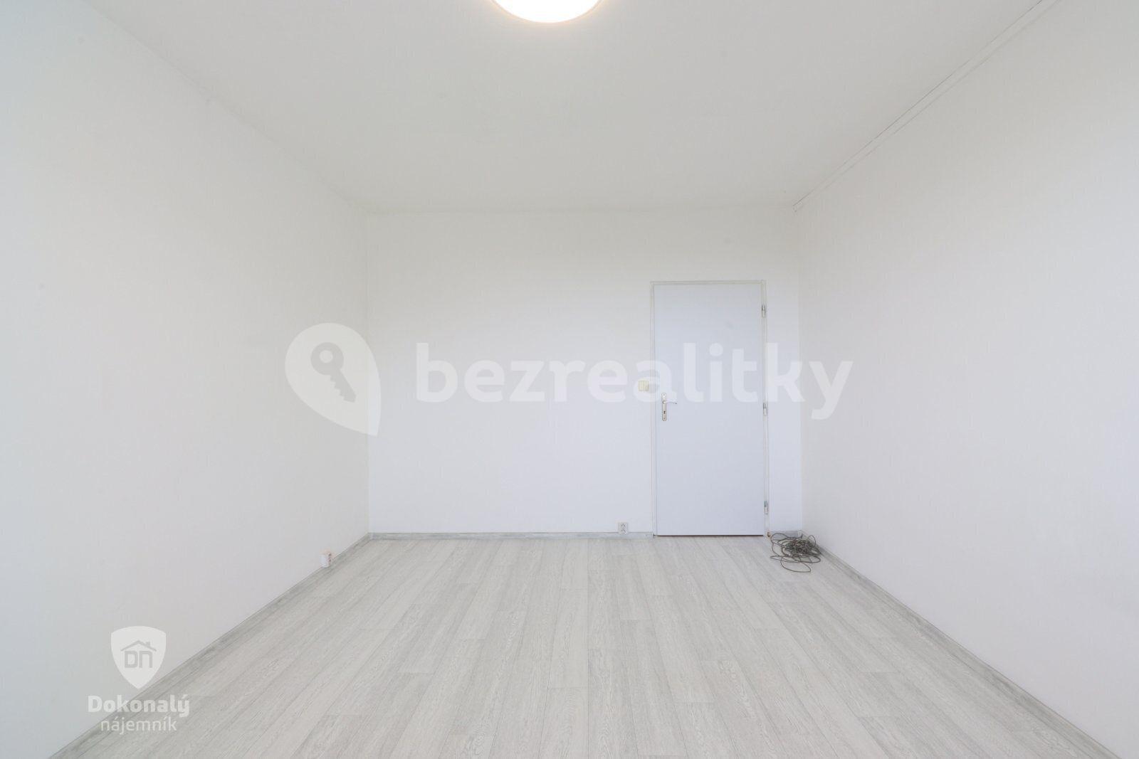 Pronájem bytu 2+1 62 m², Armádní, Milovice, Středočeský kraj