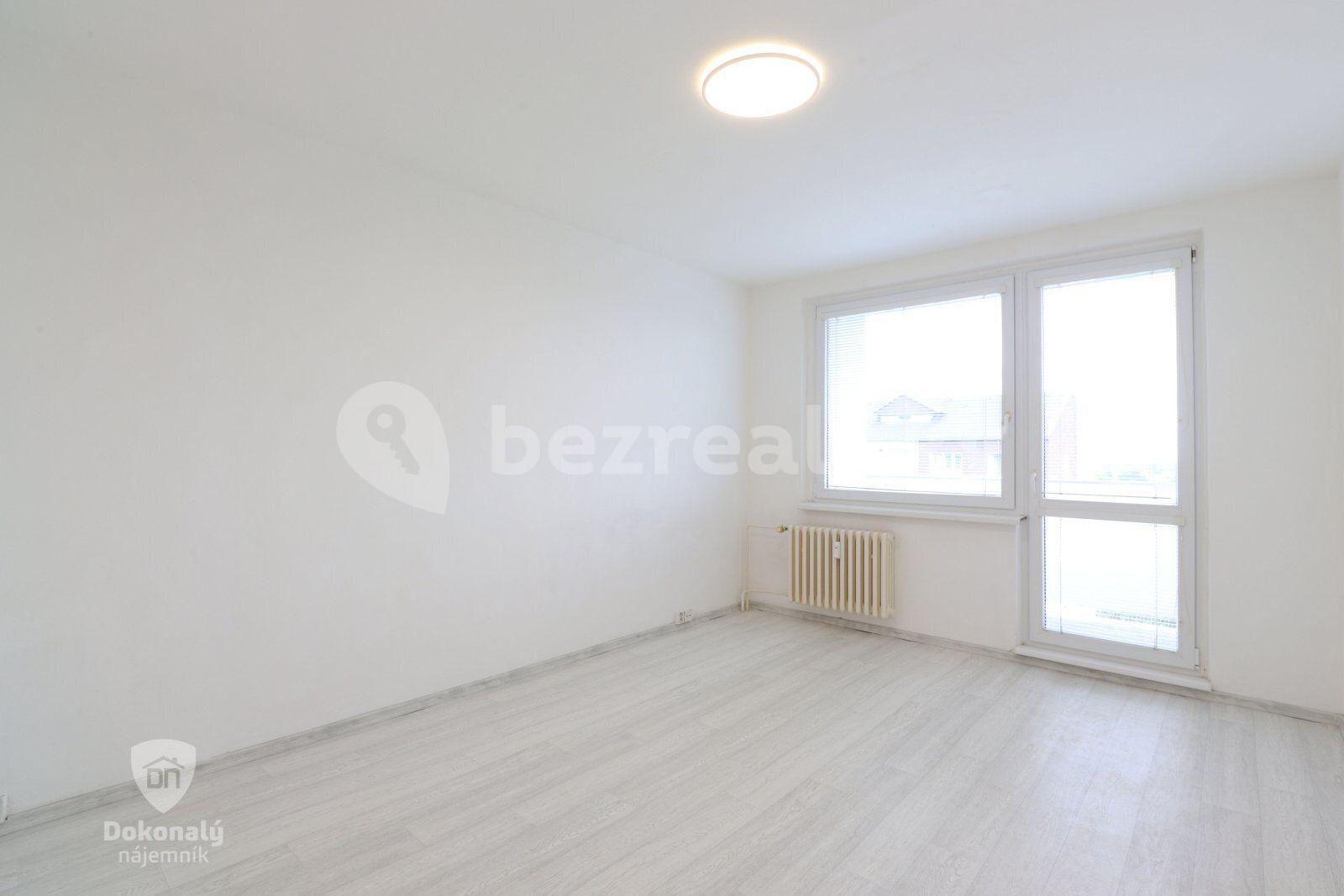 Pronájem bytu 2+1 62 m², Armádní, Milovice, Středočeský kraj