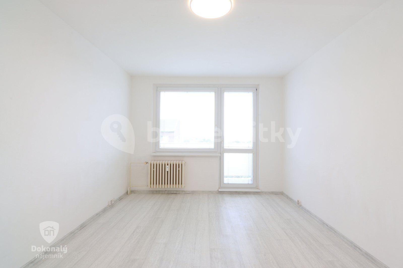 Pronájem bytu 2+1 62 m², Armádní, Milovice, Středočeský kraj