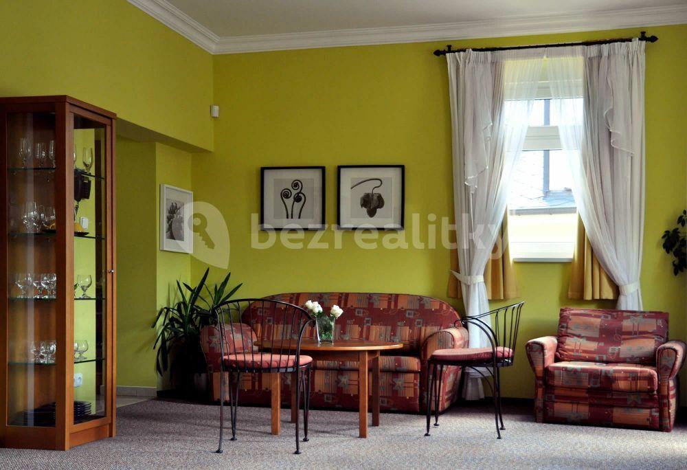 Pronájem bytu 87 m², Kolmá, Karlovy Vary, Karlovarský kraj