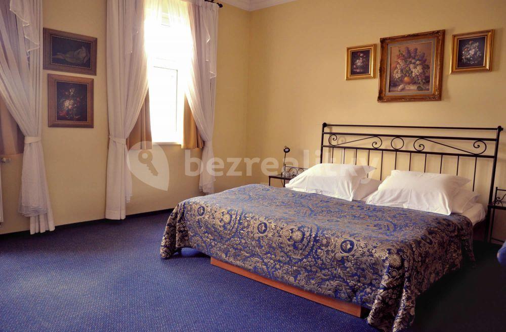 Pronájem bytu 87 m², Kolmá, Karlovy Vary, Karlovarský kraj