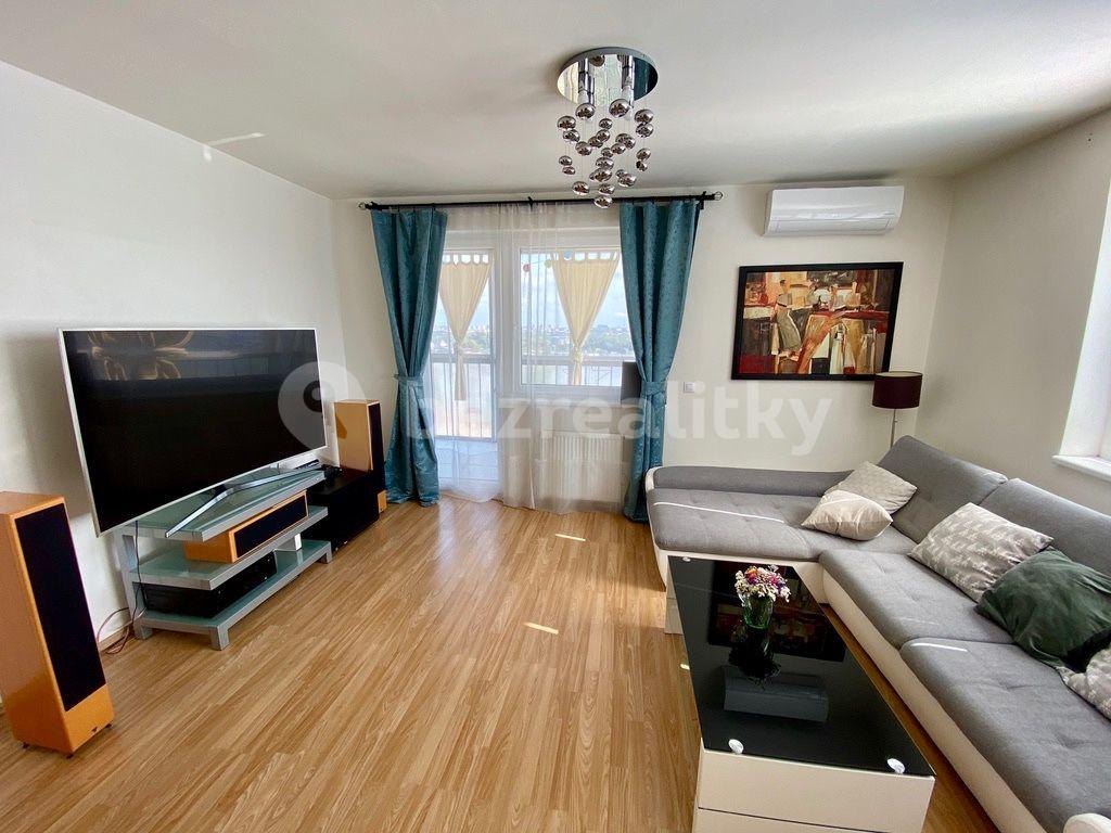 Prodej bytu 2+kk 56 m², V Dolině, Praha, Praha