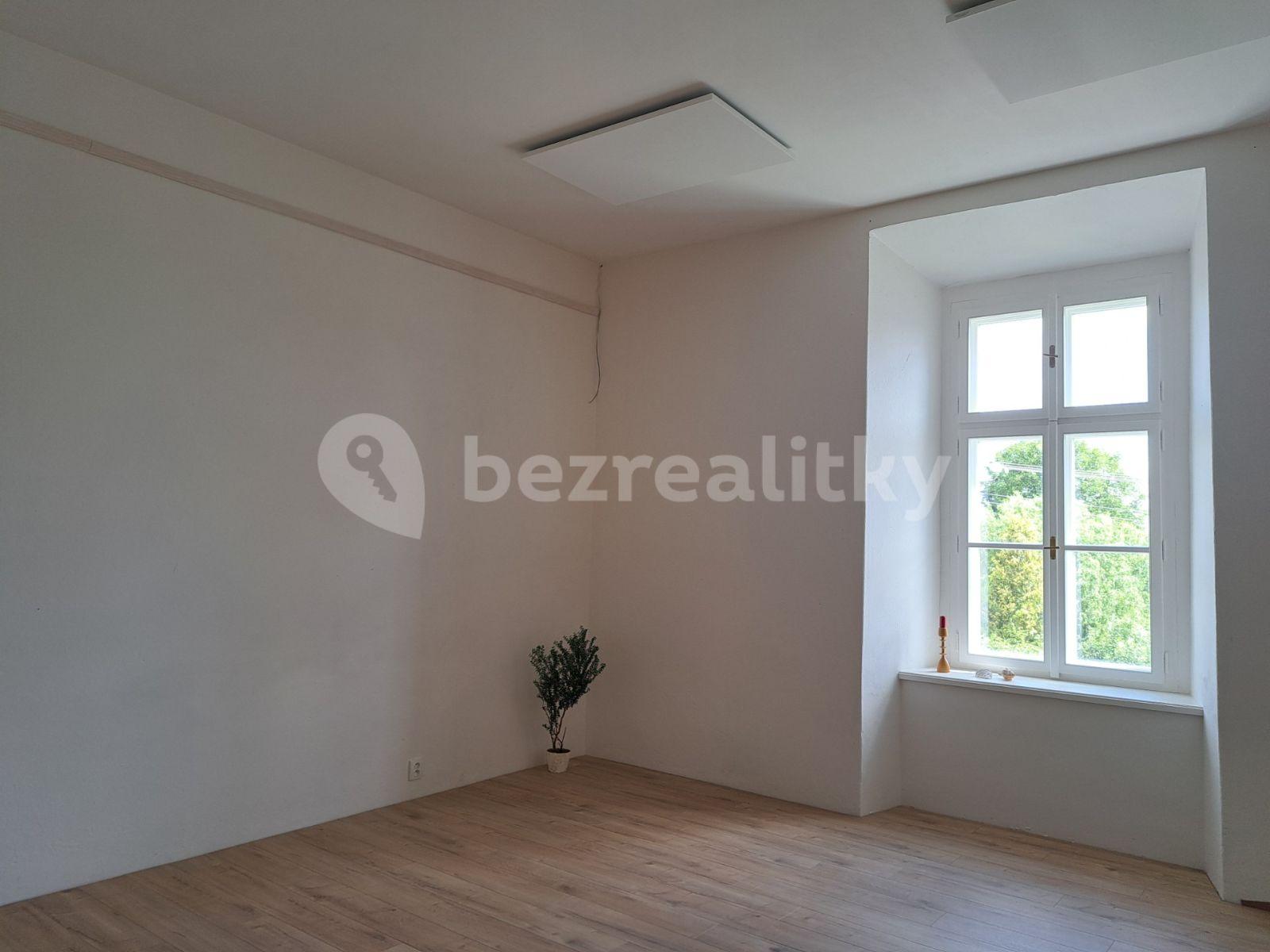 Pronájem bytu 2+kk 45 m², Hořiněves, Královéhradecký kraj