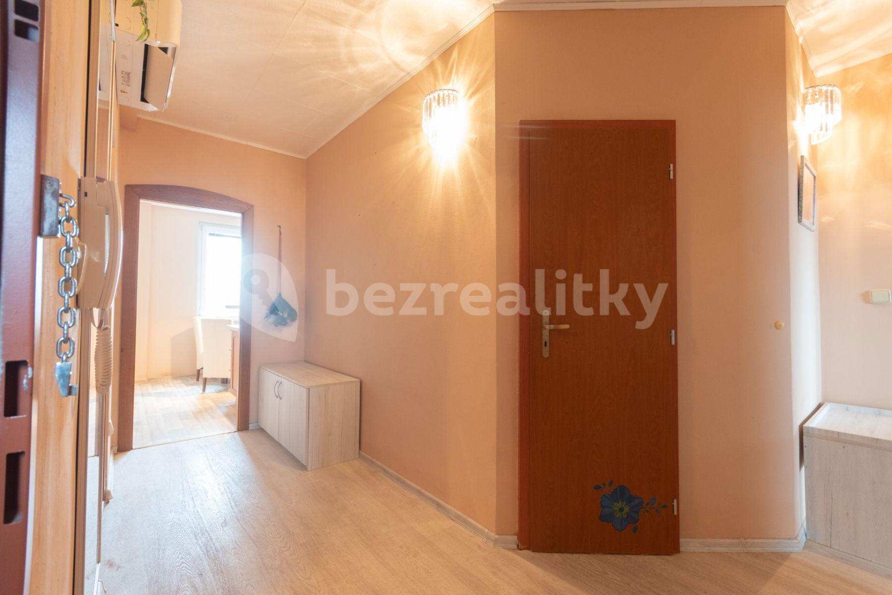 Prodej bytu 3+1 77 m², Lonkova, Pardubice, Pardubický kraj