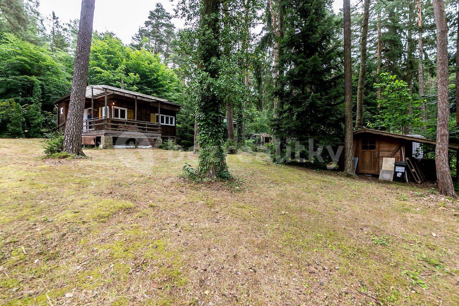 Prodej chaty, chalupy 50 m², pozemek 1.226 m², U Vodárny, Jevany, Středočeský kraj