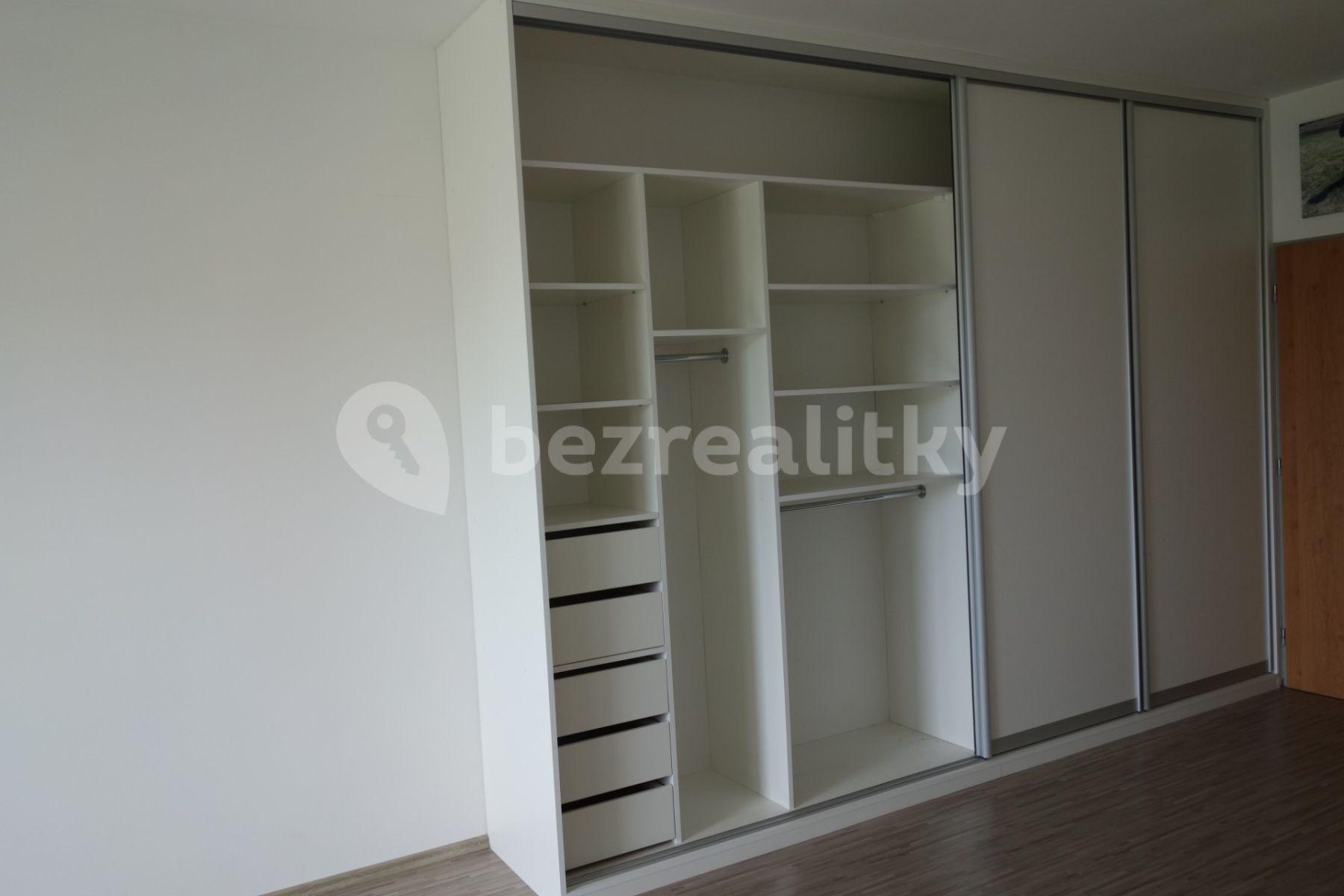 Pronájem bytu 1+kk 35 m², Na Dražkách, Beroun, Středočeský kraj