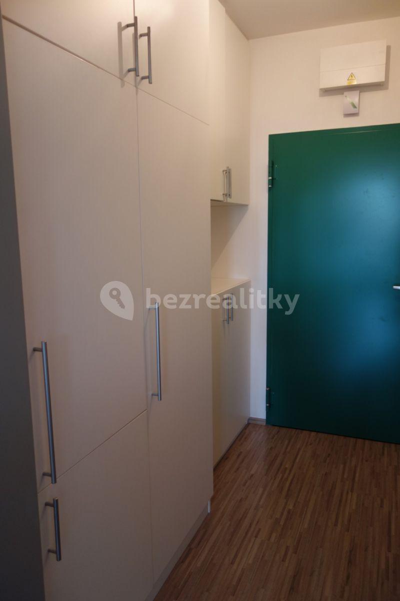 Pronájem bytu 1+kk 35 m², Na Dražkách, Beroun, Středočeský kraj